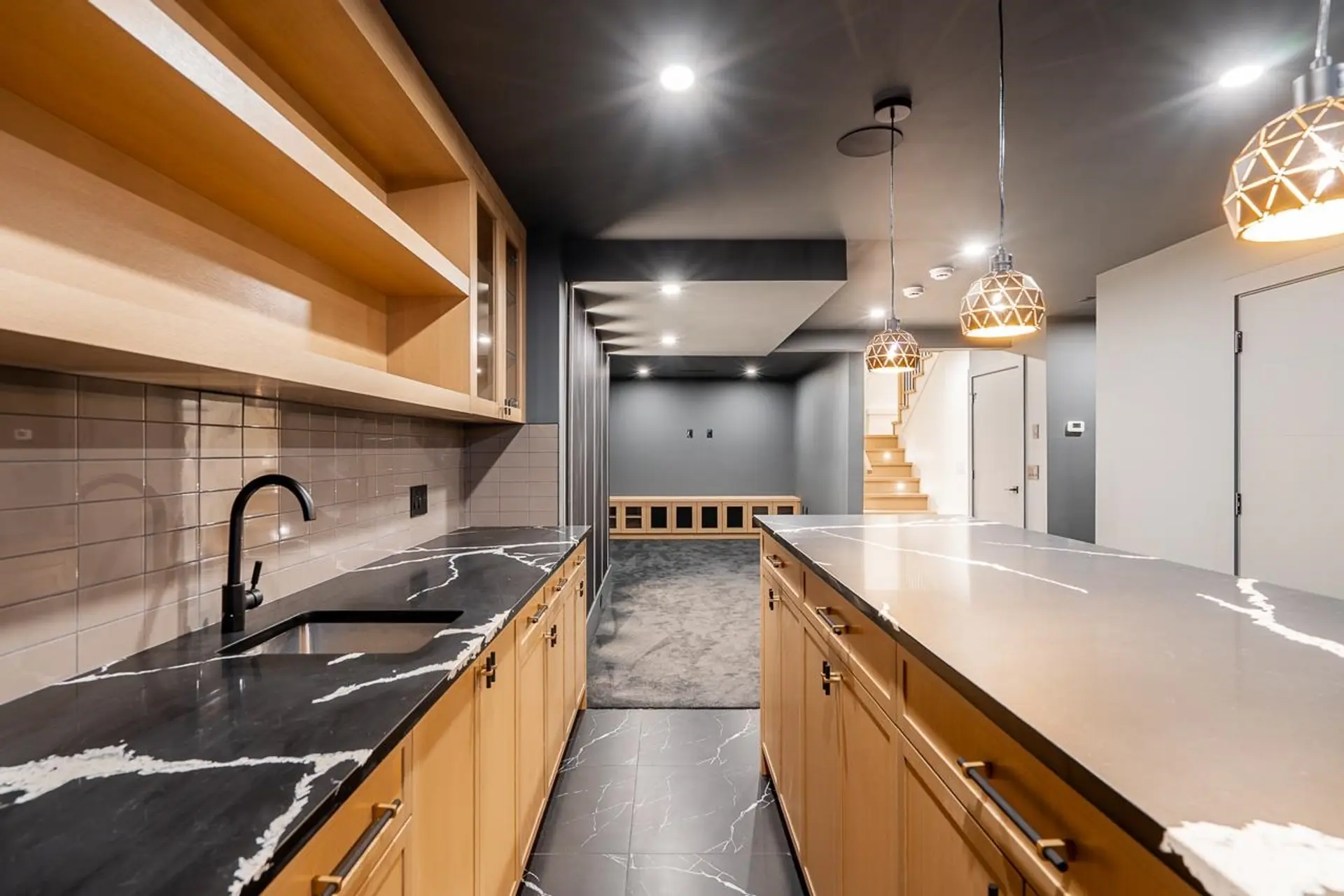 19730 33a Avenue - Image 14