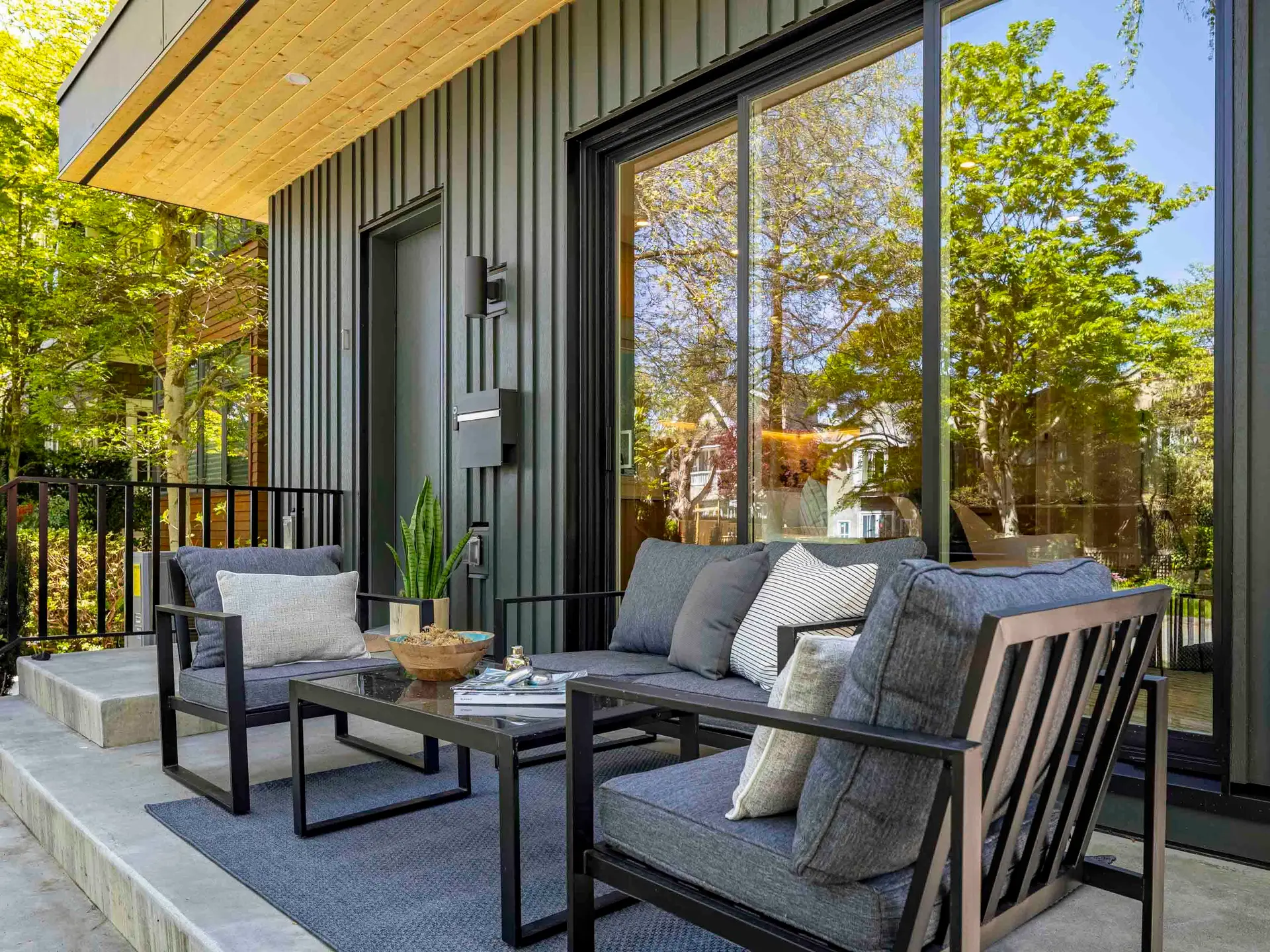 #1 4422 W 6th Avenue - Image 3