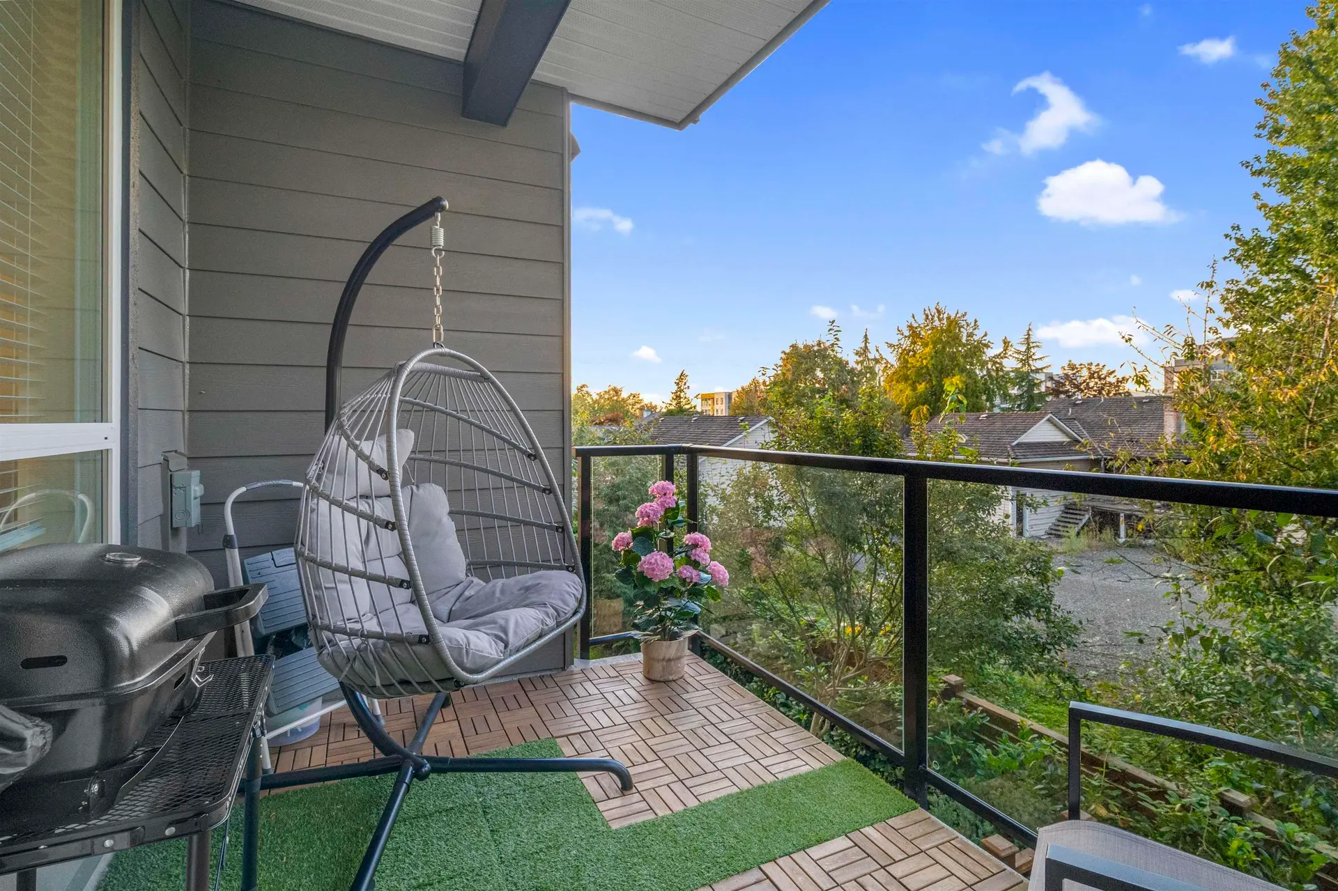 #209 19935 75a Avenue - Image 4