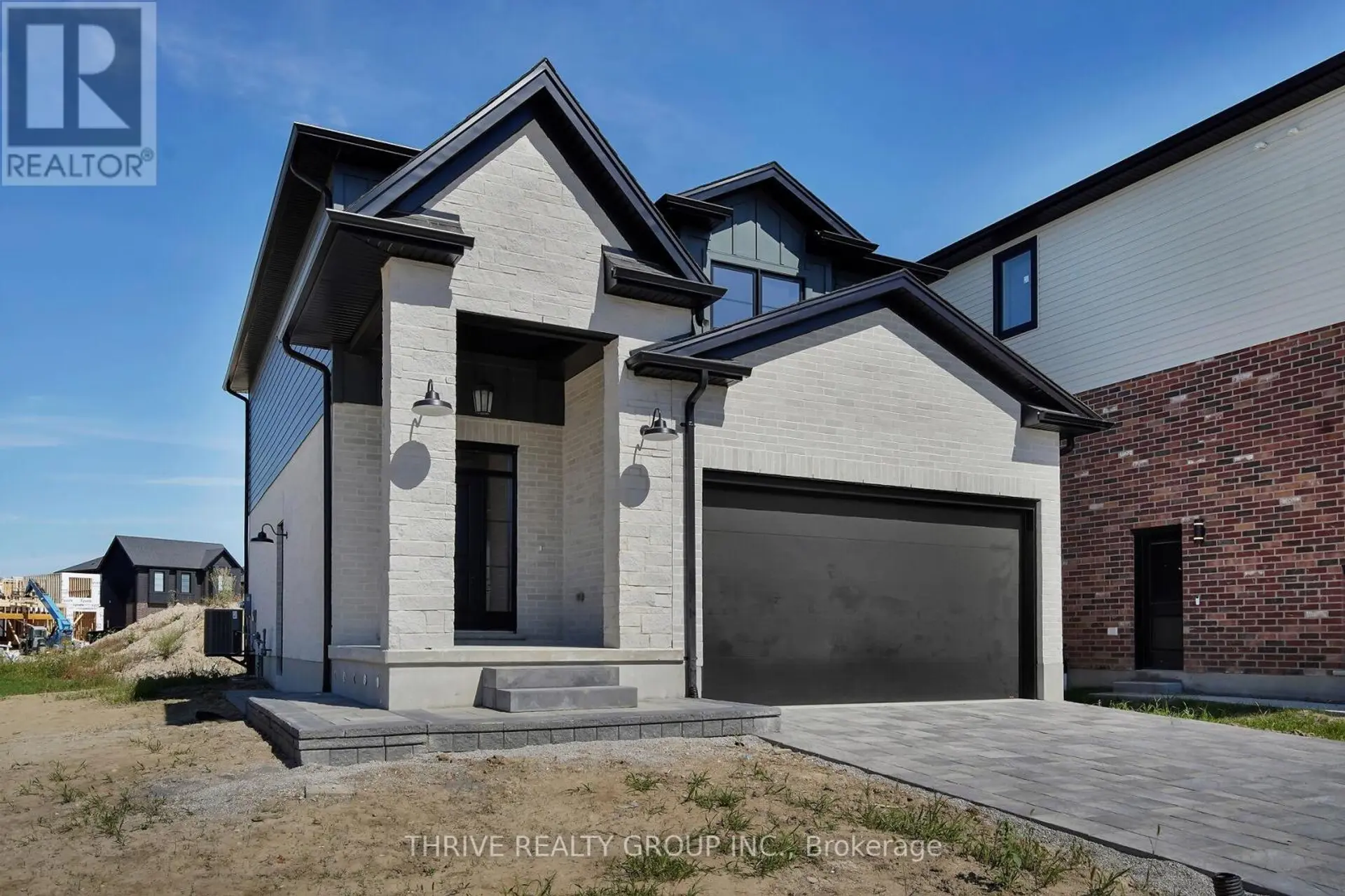 4260 SAGEBRUSH CRESCENT - Image 1