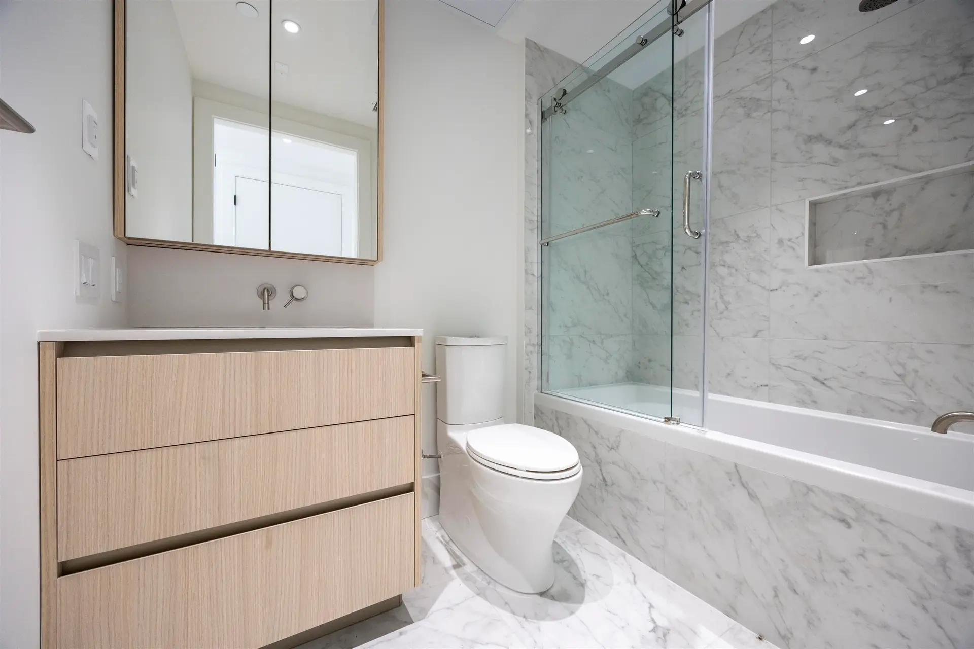 #203 778 W 27th Avenue - Image 8