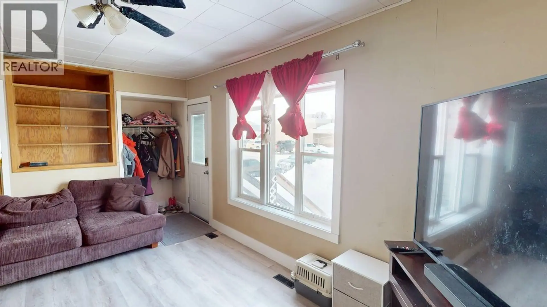 10407 105 AVENUE - Image 3