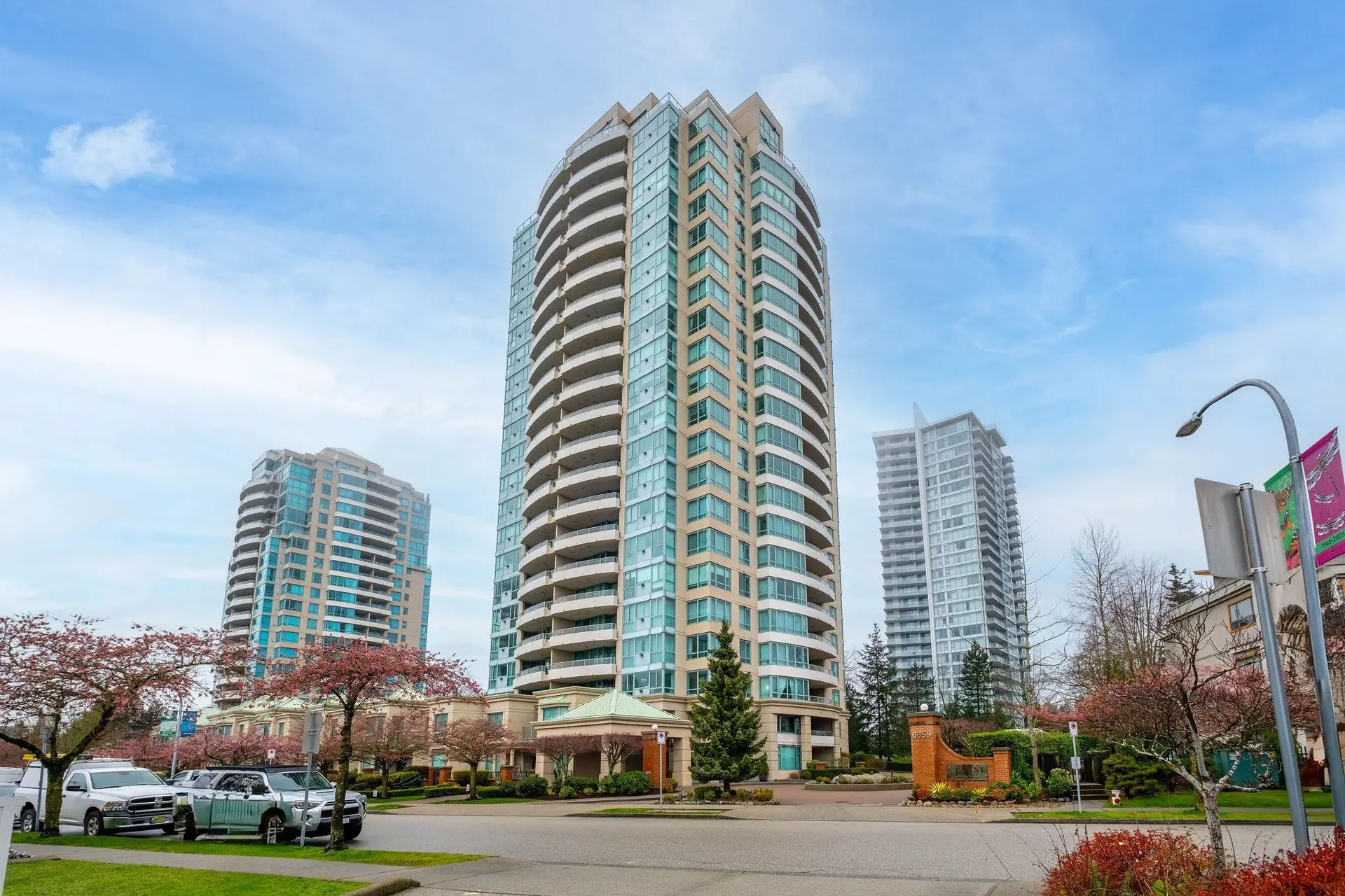 Property at #505 6659 Southoaks Crescent, Burnaby, BC
