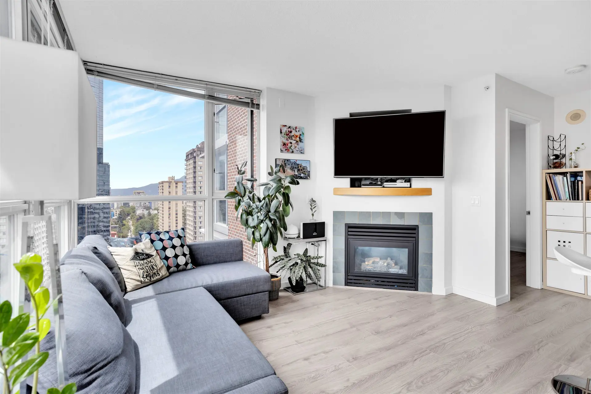 Property at #2507 1068 Hornby Street, Vancouver, BC