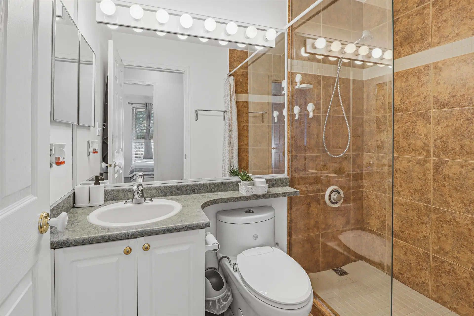 #411 13733 74 Avenue - Image 10