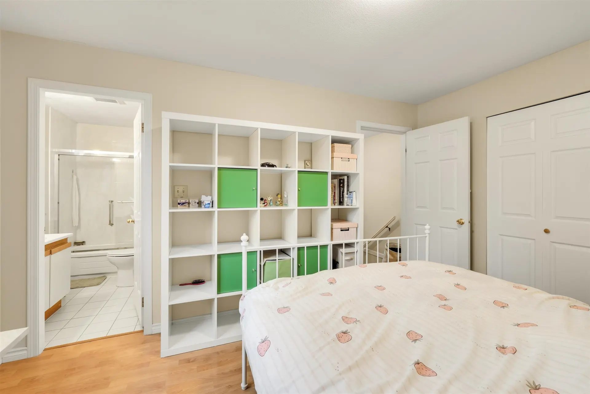 819 W 70th Avenue - Image 12