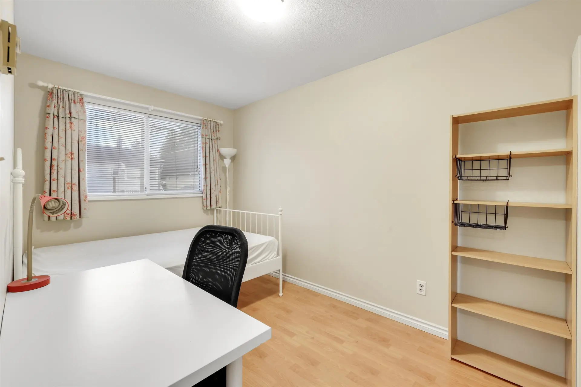 819 W 70th Avenue - Image 14