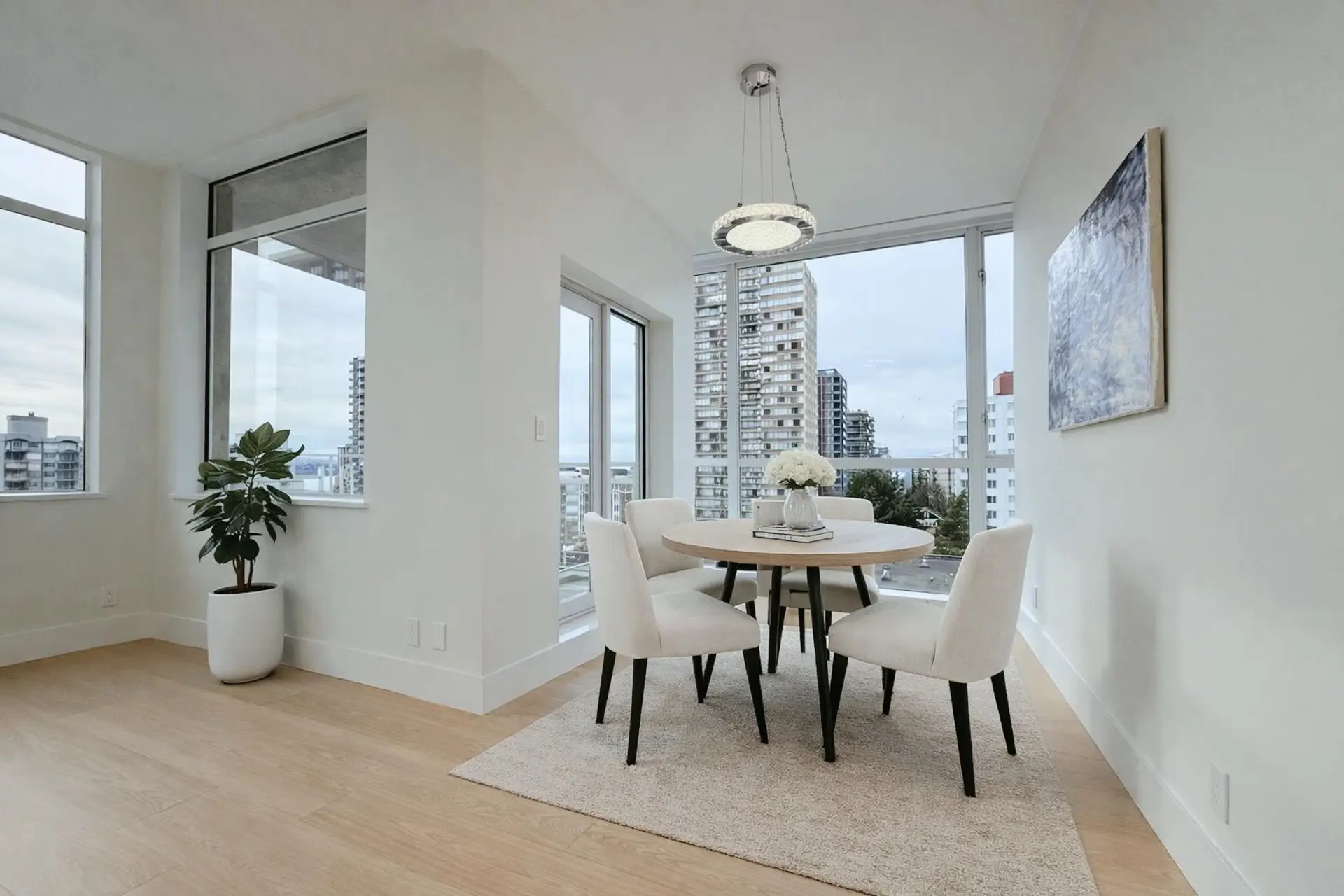 #802 1150 Bute Street - Image 3