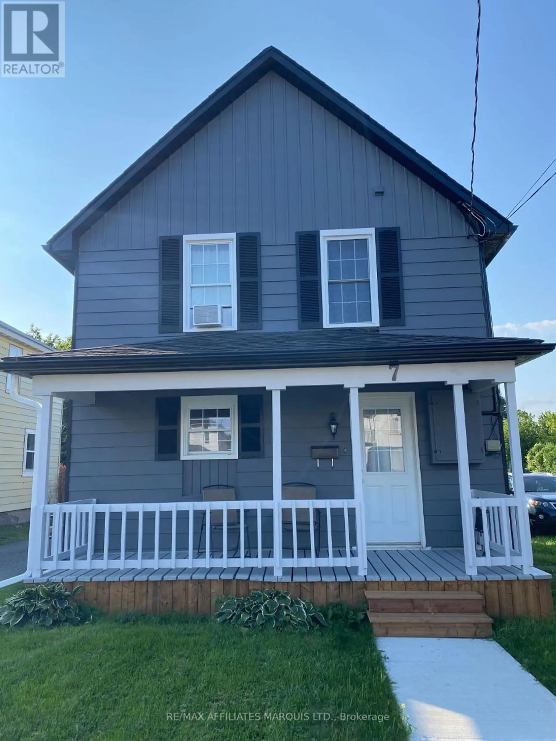 7 PARK STREET - Image 1