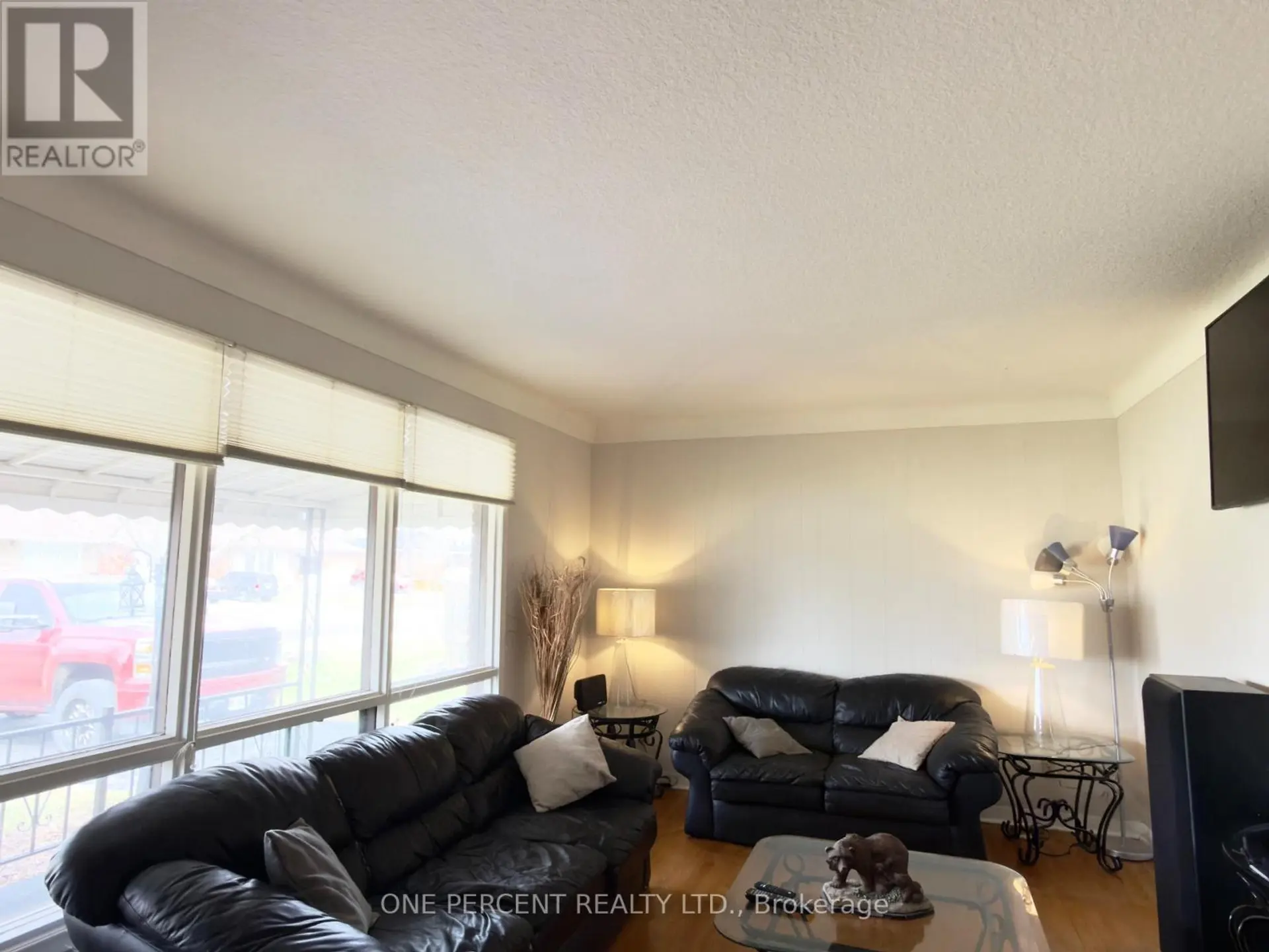 37 EMPRESS AVENUE - Image 3