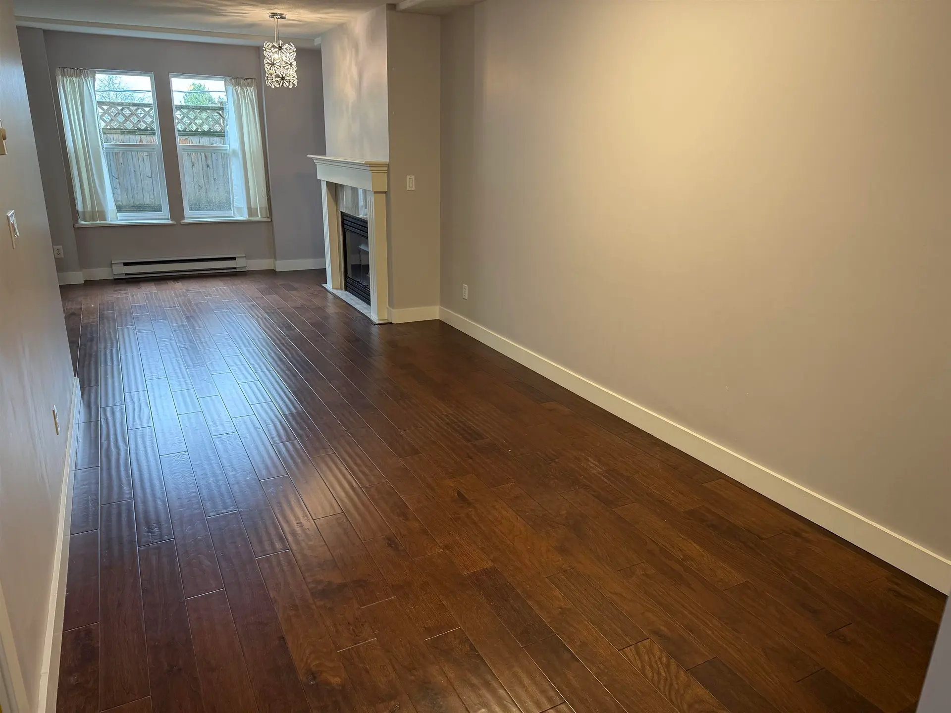 #211 5723 Balsam Street - Image 2