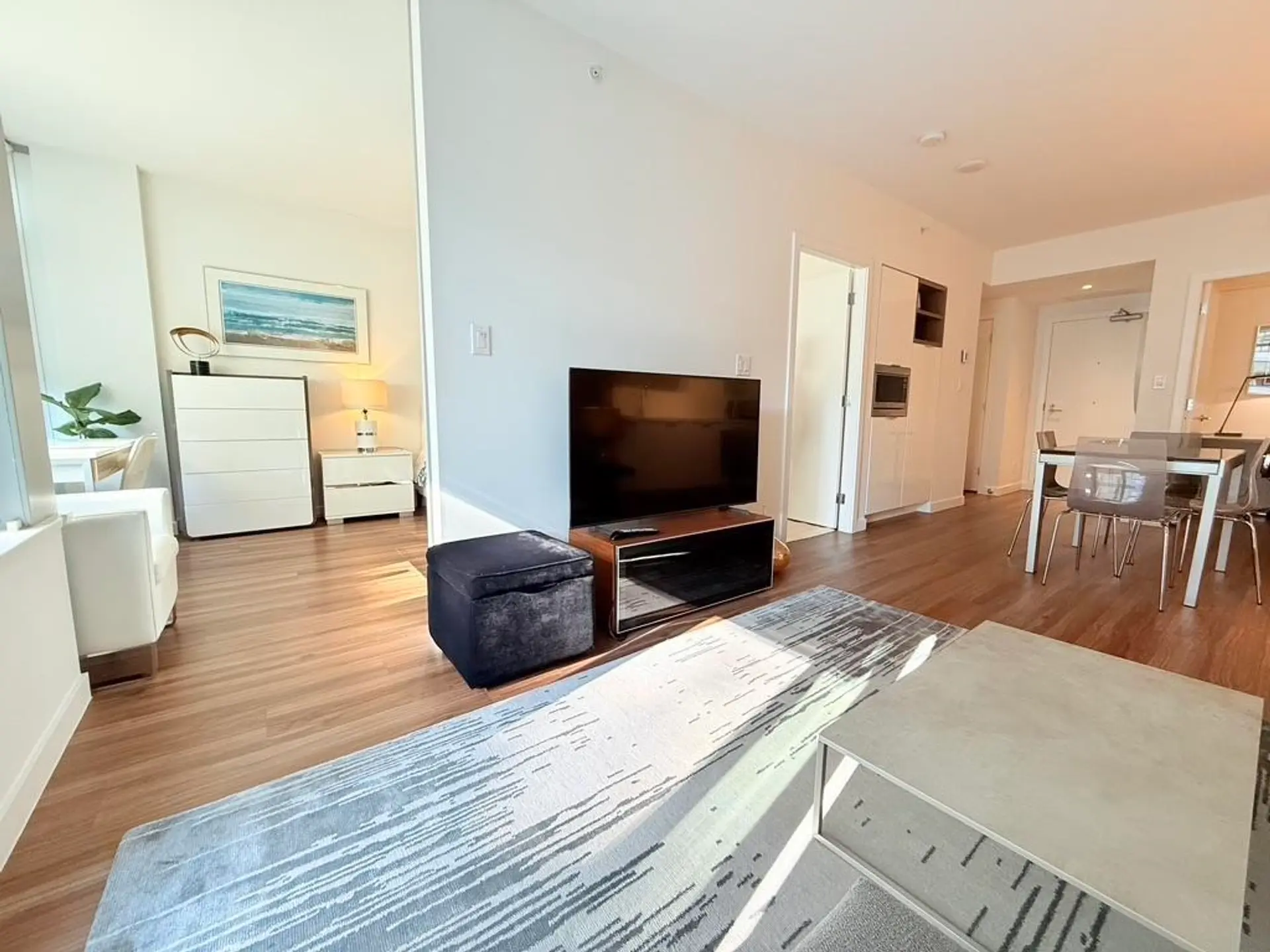 #313 1661 Quebec Street - Image 2