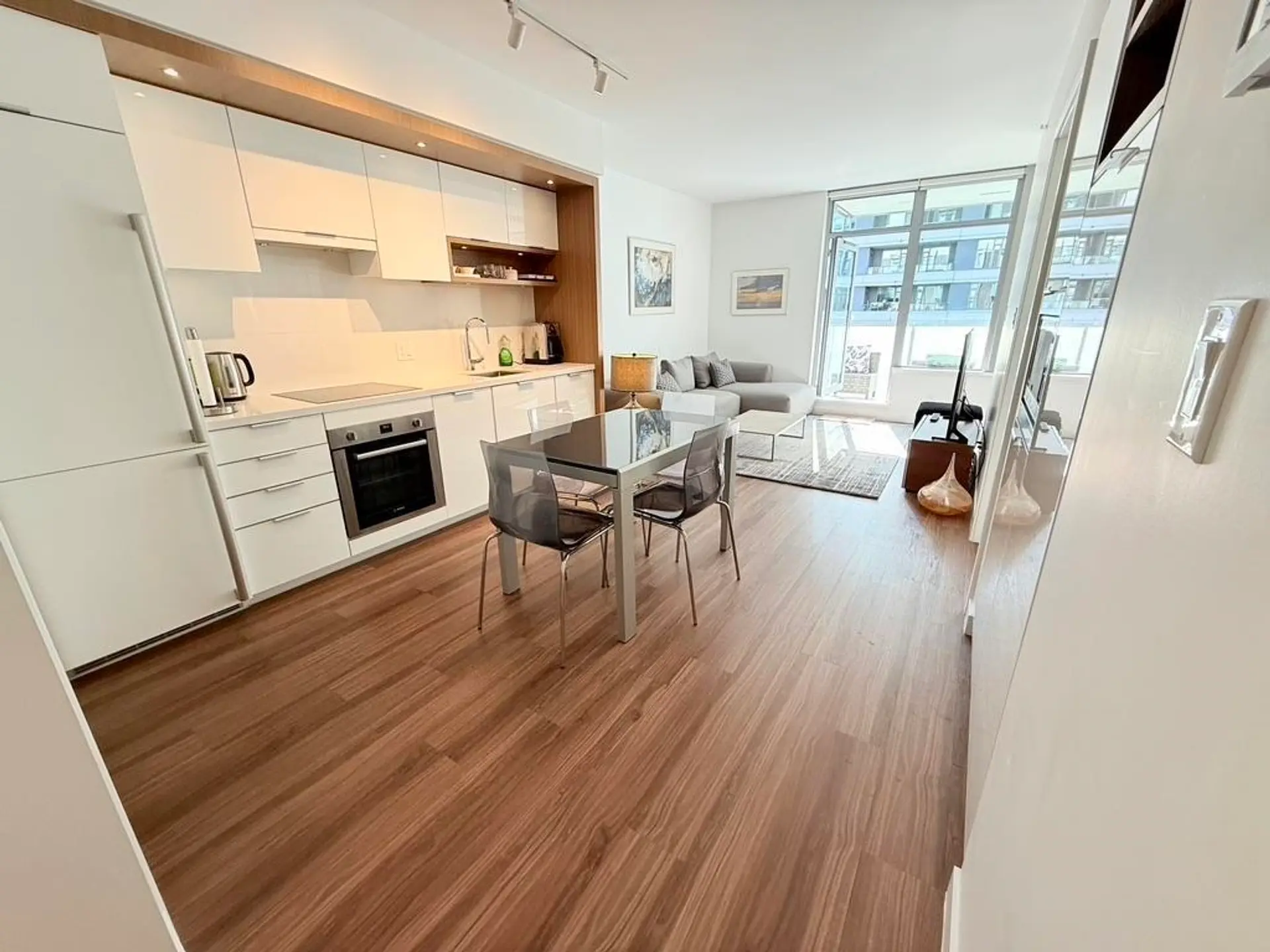 #313 1661 Quebec Street - Image 16