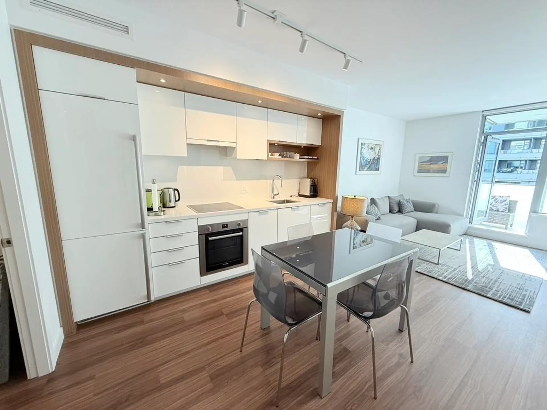 #313 1661 Quebec Street - Image 15