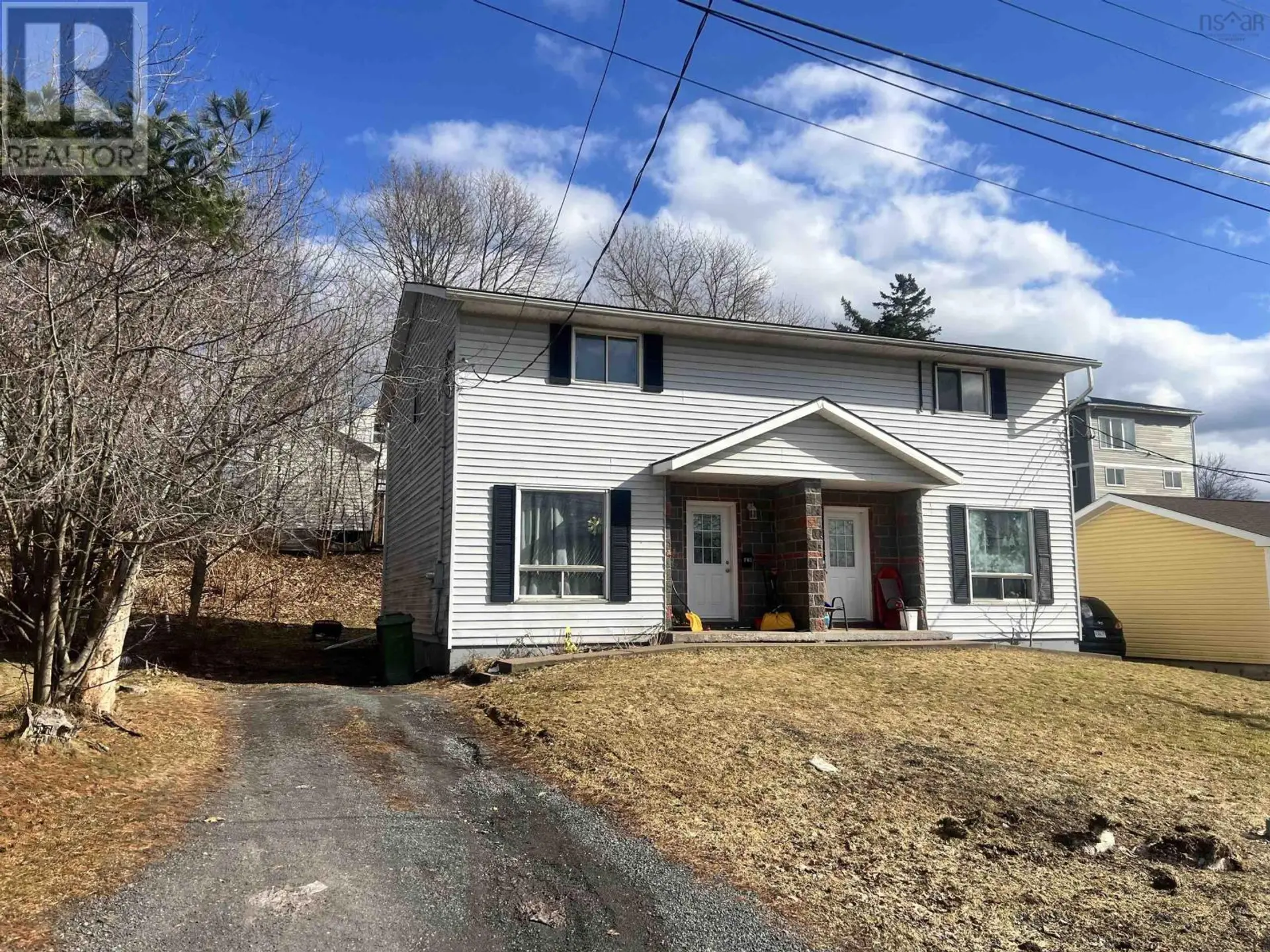 520/526 PLEASANT STREET - Image 2