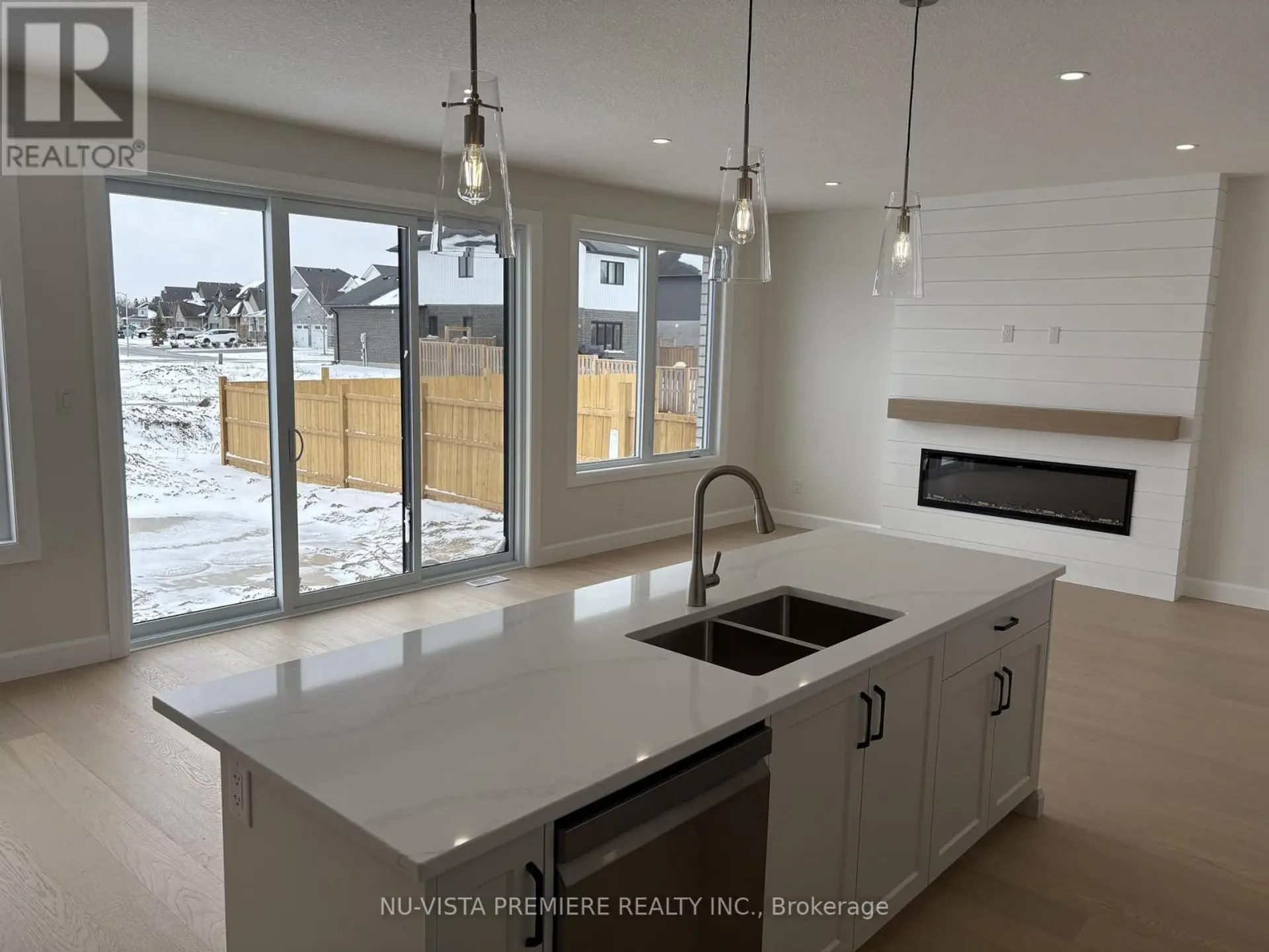 160 WATTS DRIVE - Image 9