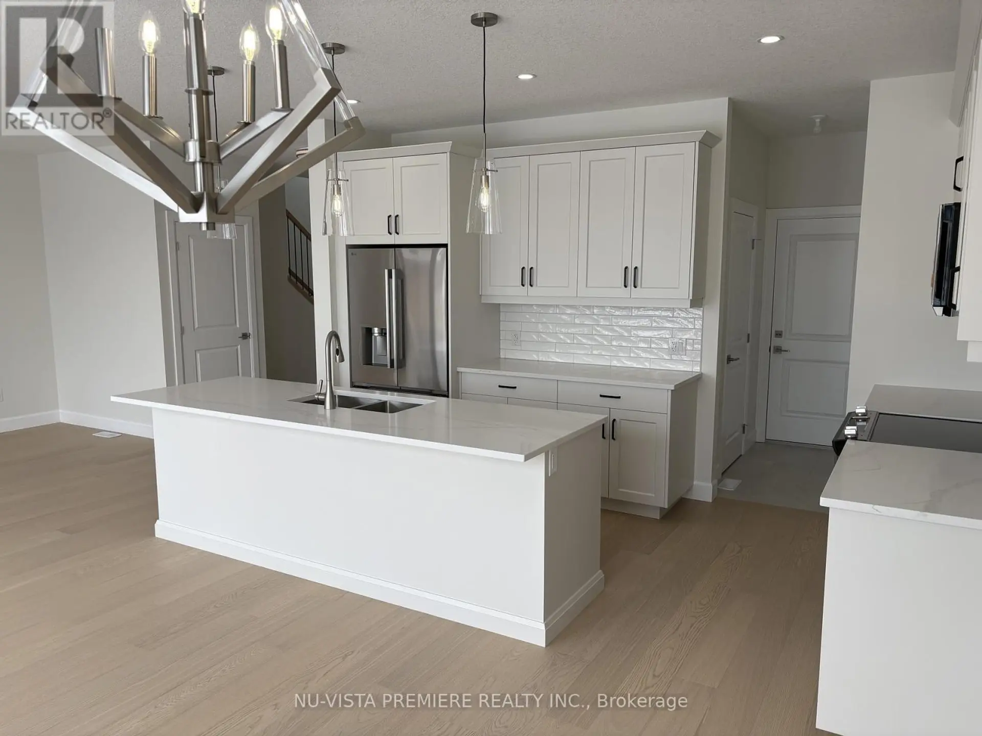 160 WATTS DRIVE - Image 7