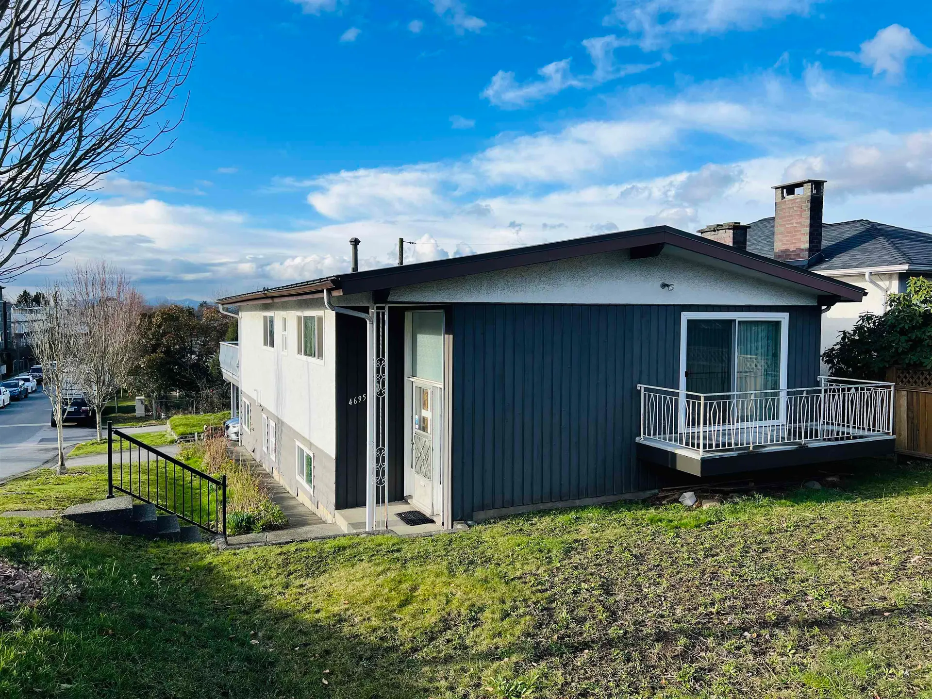4695 Nanaimo Street - Image 2