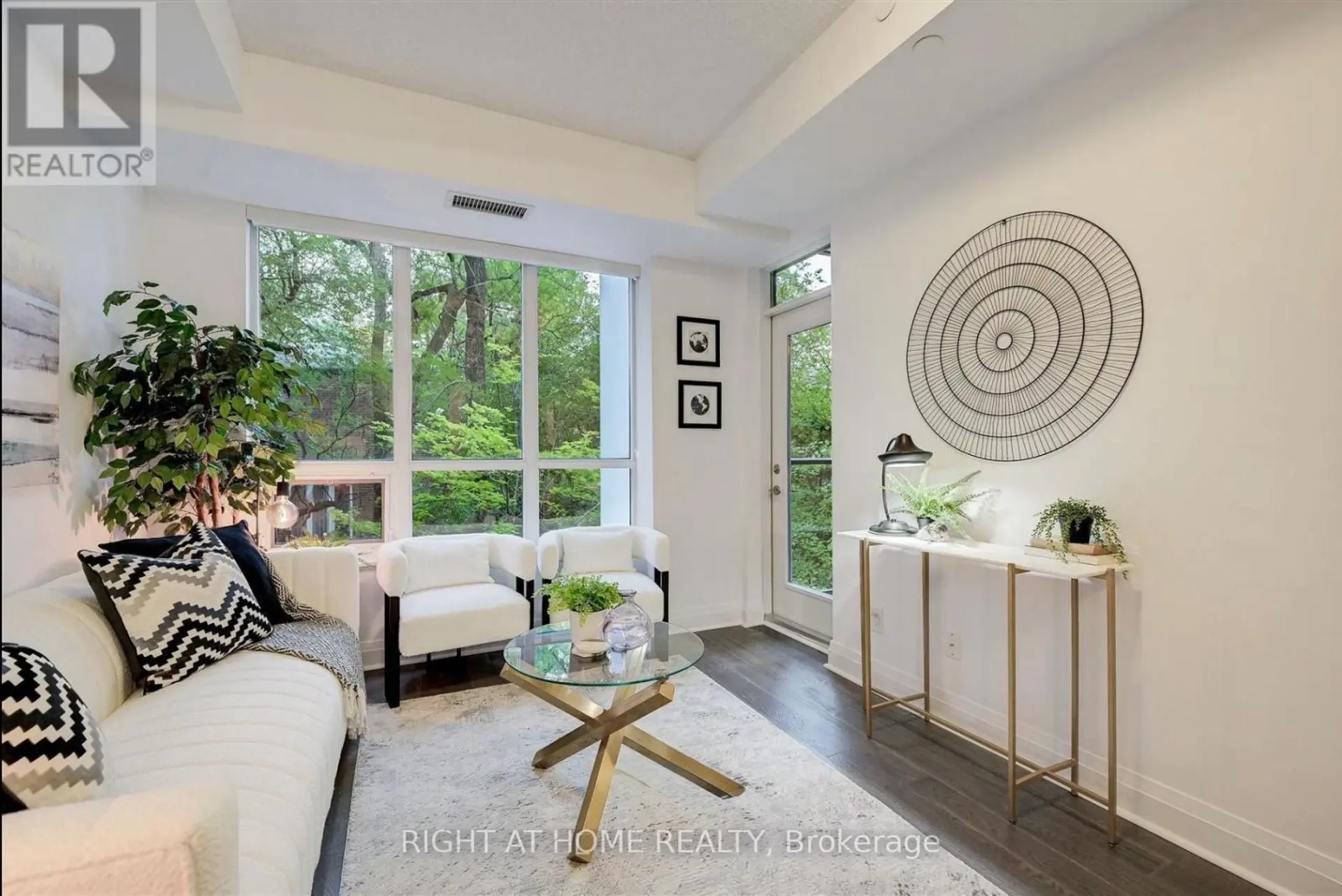#228 399 SPRING GARDEN AVENUE - Image 13