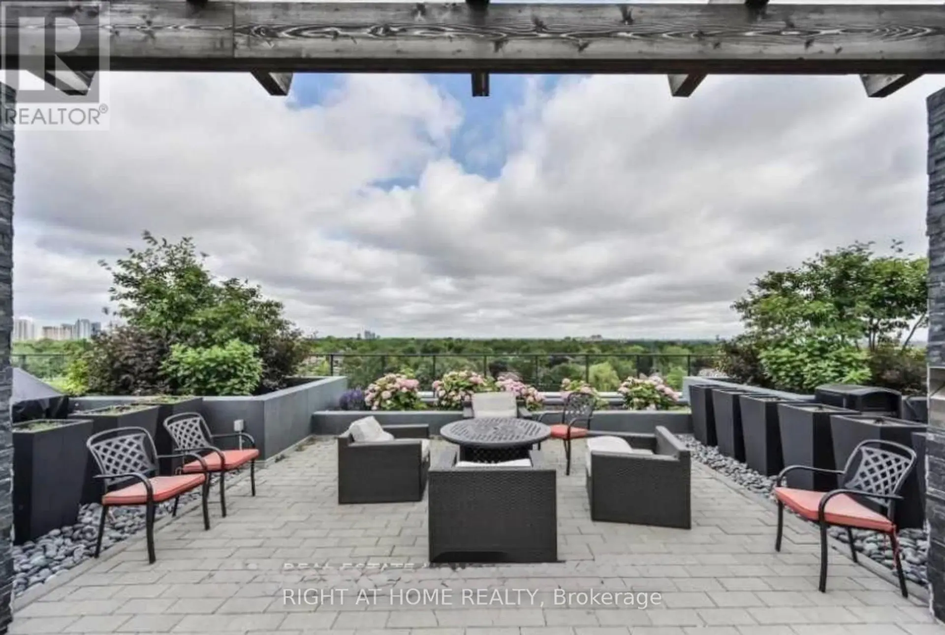 #228 399 SPRING GARDEN AVENUE - Image 18