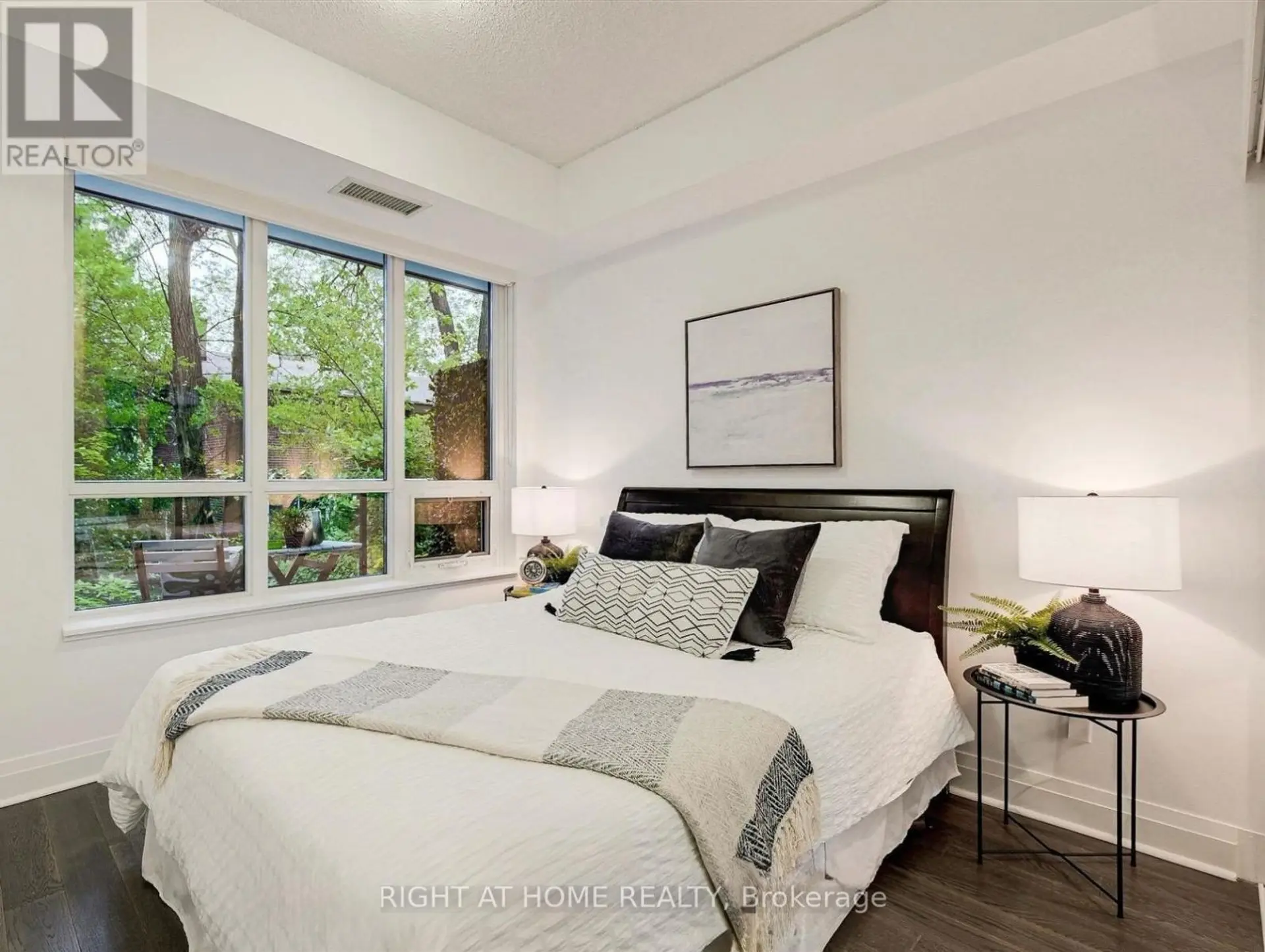 #228 399 SPRING GARDEN AVENUE - Image 9