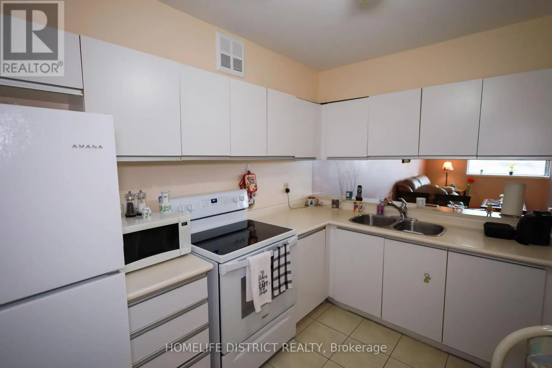 #1902 234 ALBION ROAD - Image 3