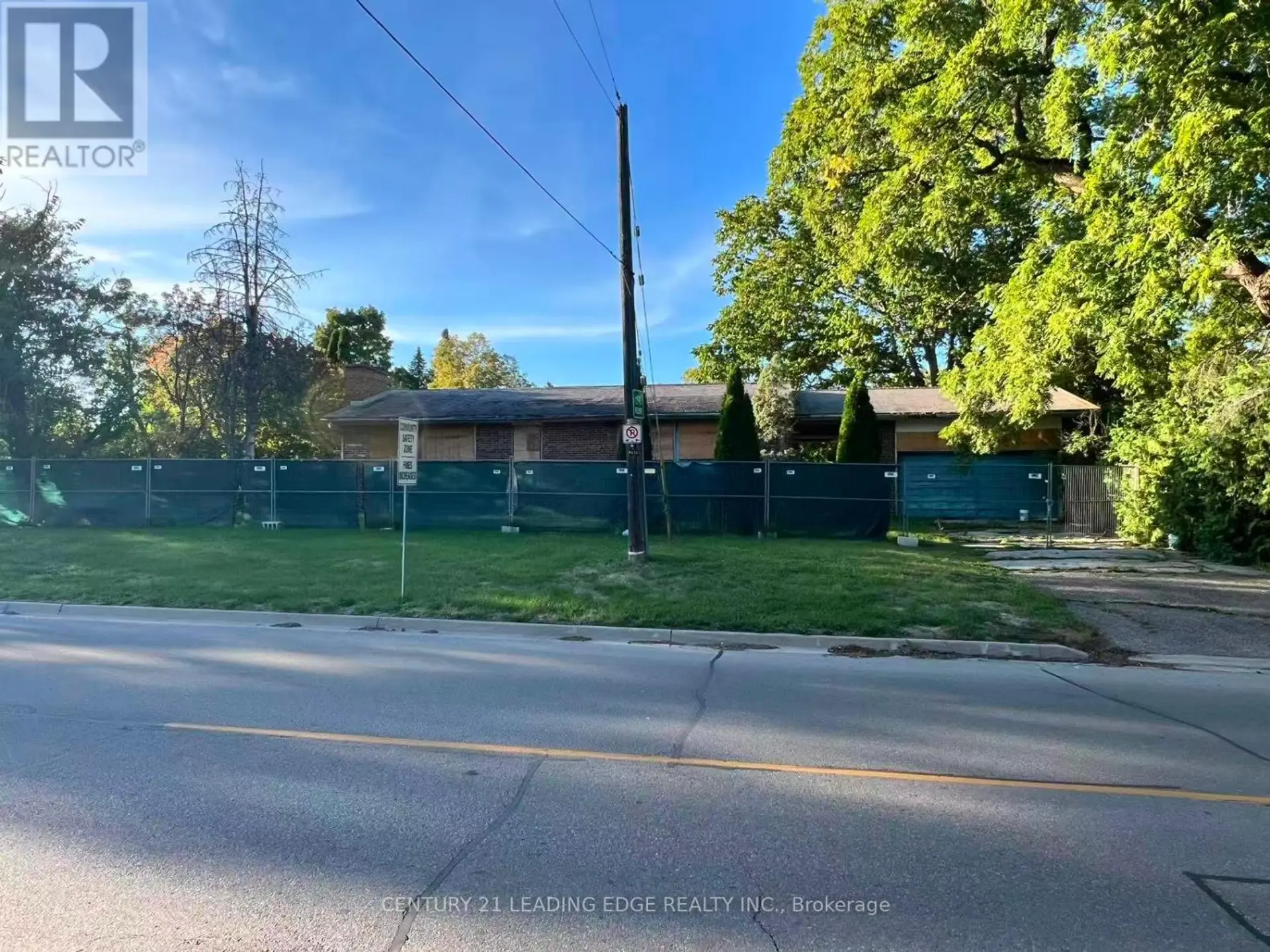 329 MILL STREET - Image 9