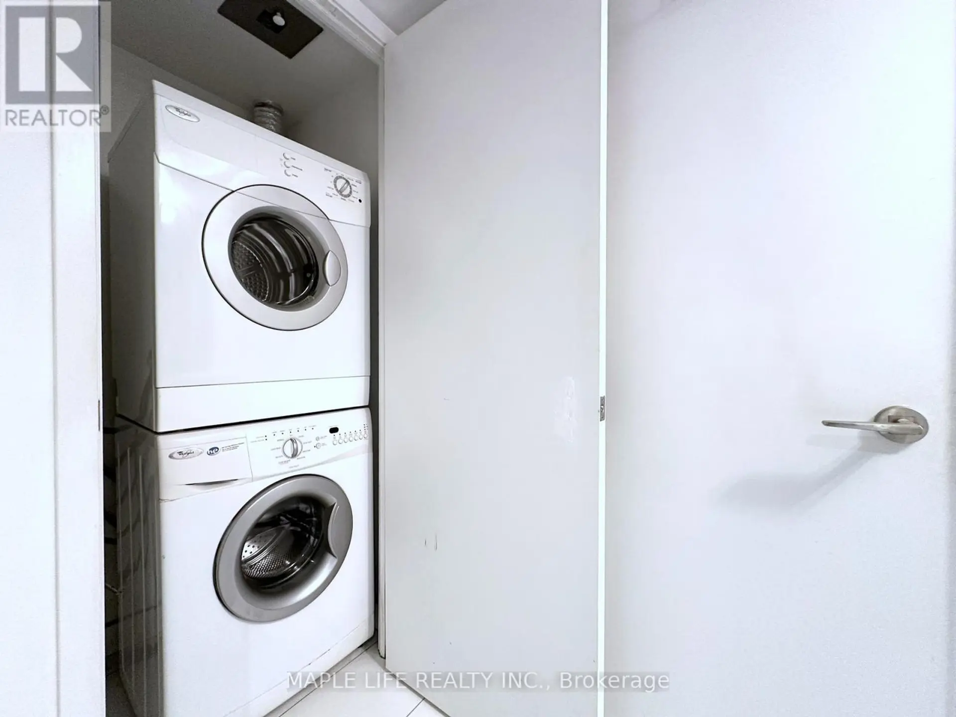 #1111 85 QUEENS WHARF ROAD - Image 12