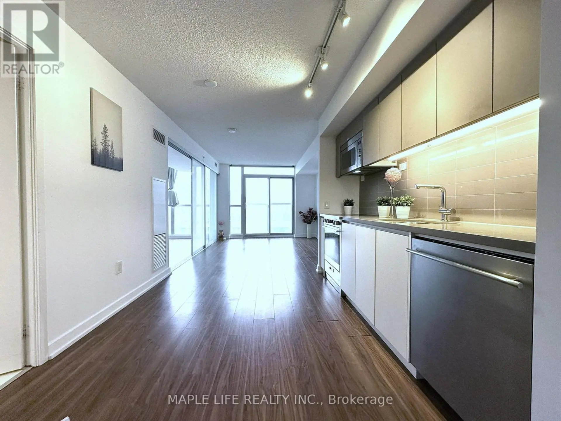 #1111 85 QUEENS WHARF ROAD - Image 5
