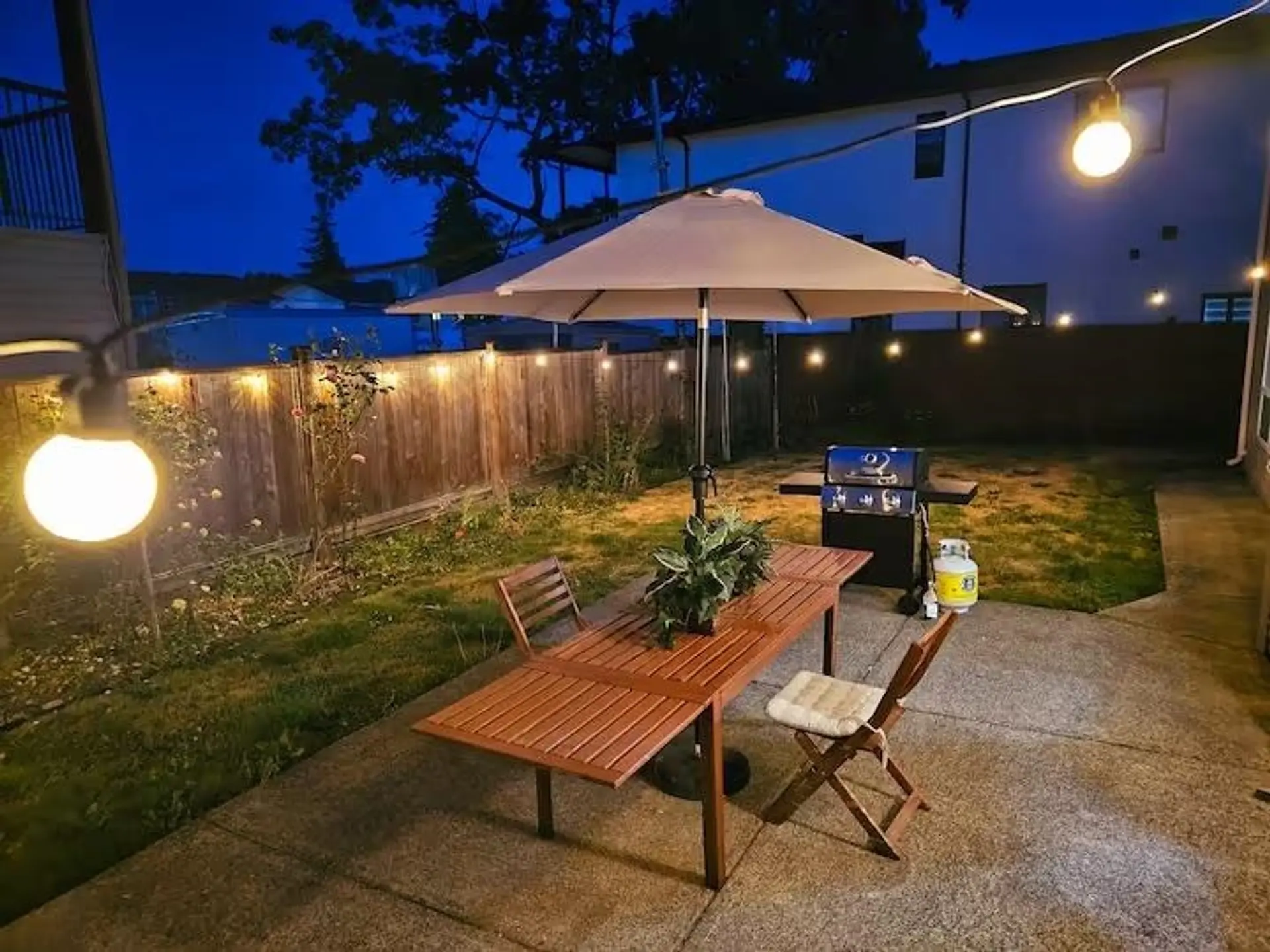 6194 175a Street - Image 20