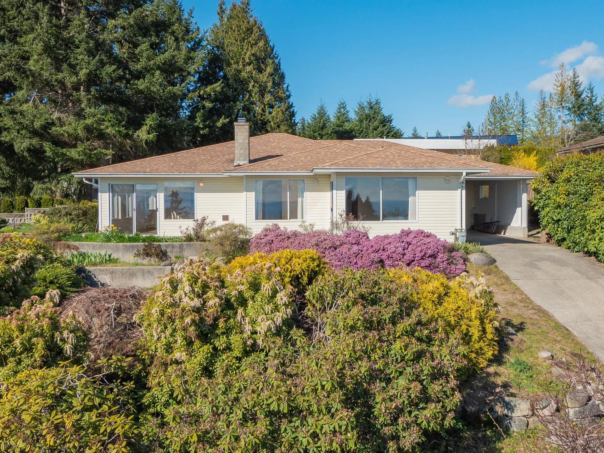 Property at 5160 Ridgeview Drive, Sechelt, BC