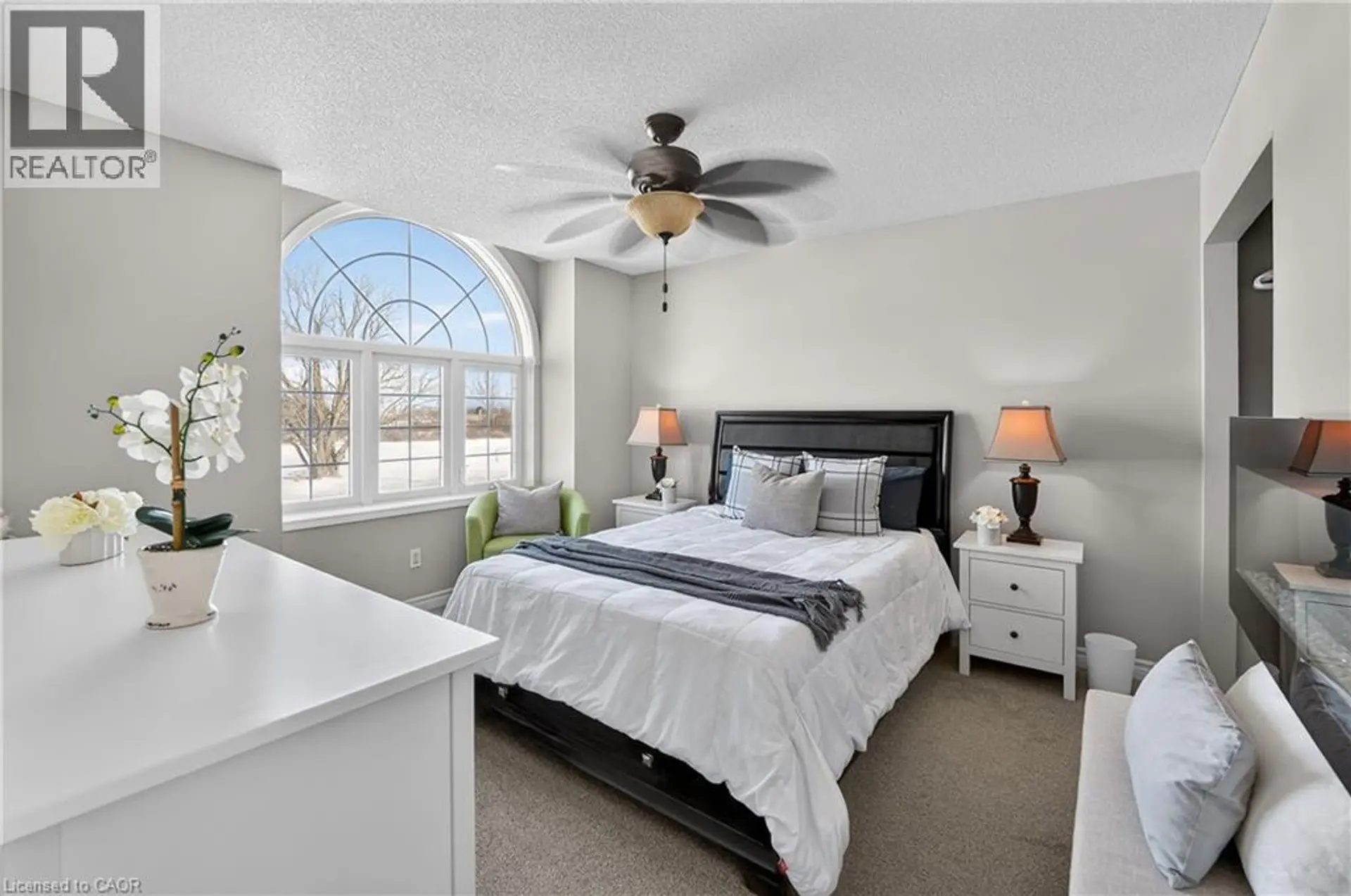 4996 GREENLANE Road - Image 11