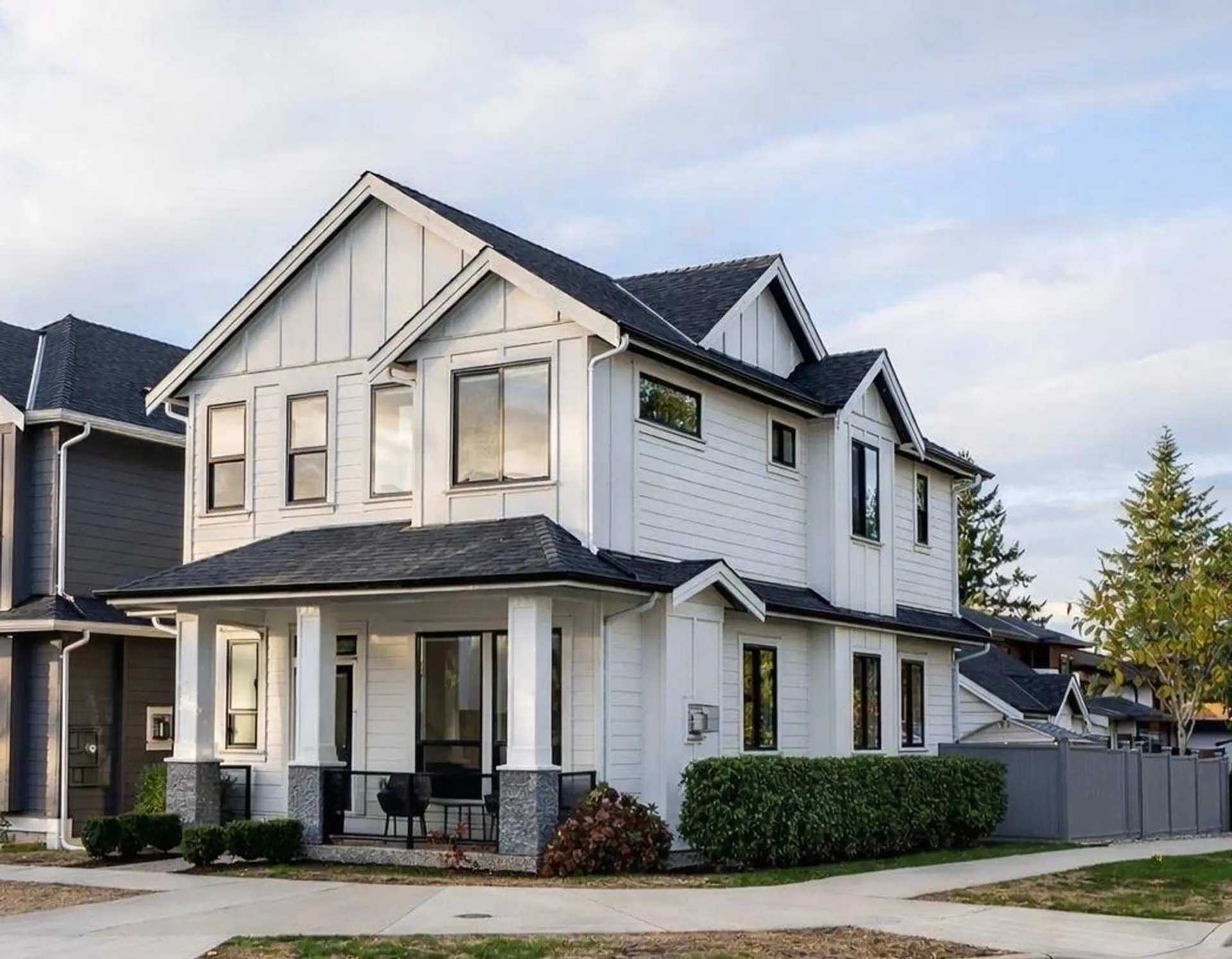 Property at 16595 25a Avenue, Surrey, BC