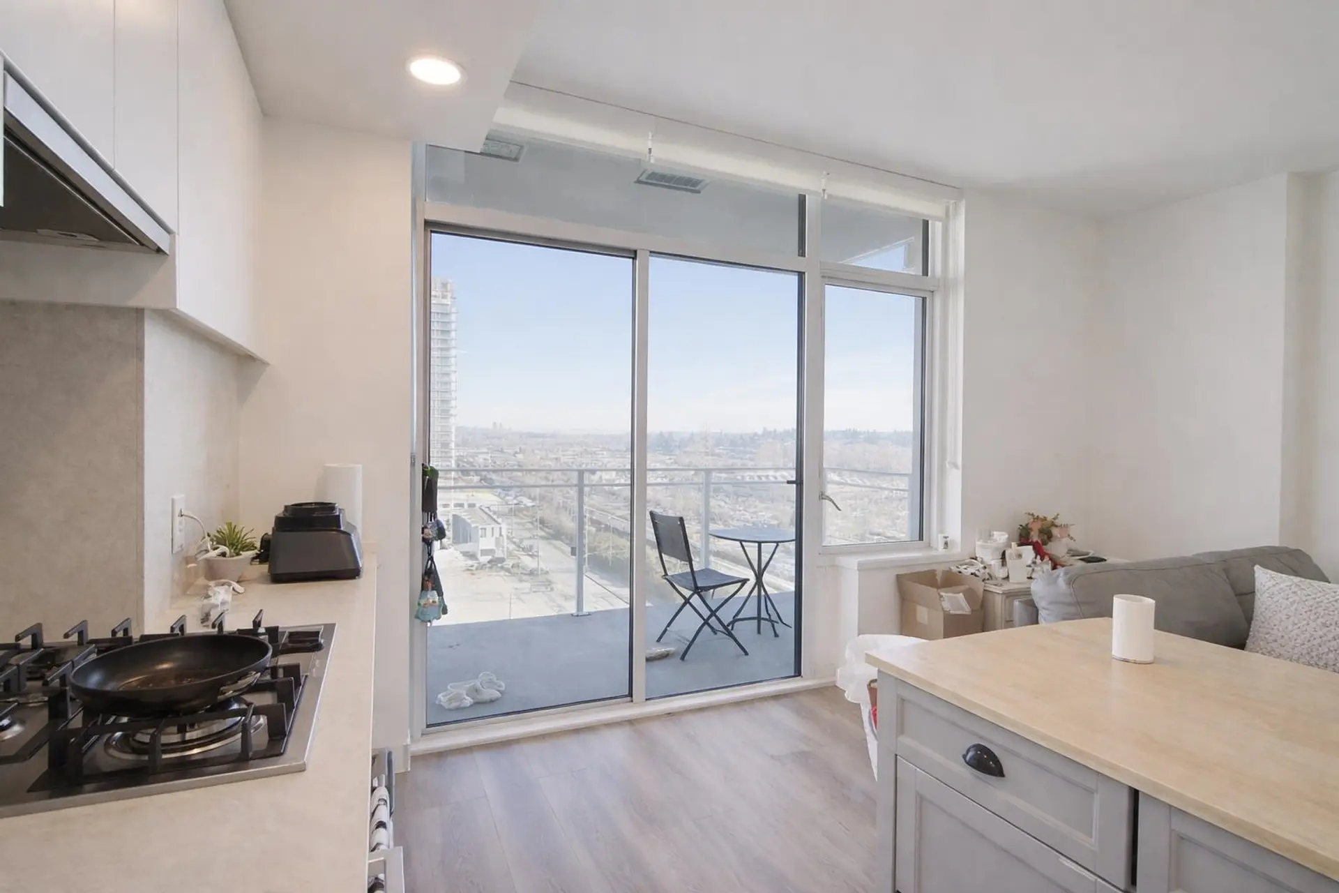 #1003 4433 Alaska Street - Image 6