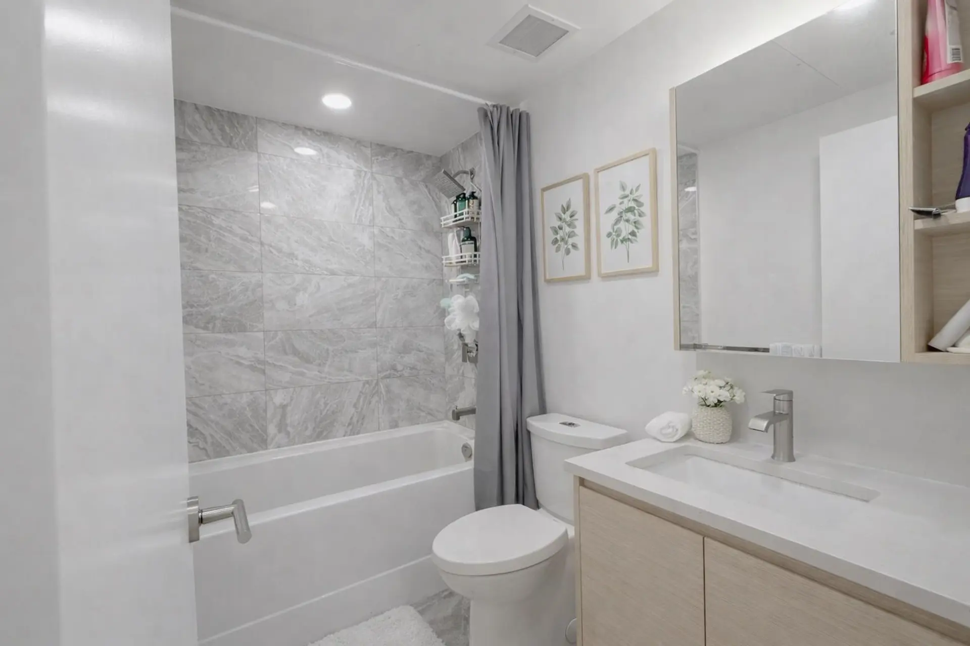 #1003 4433 Alaska Street - Image 8