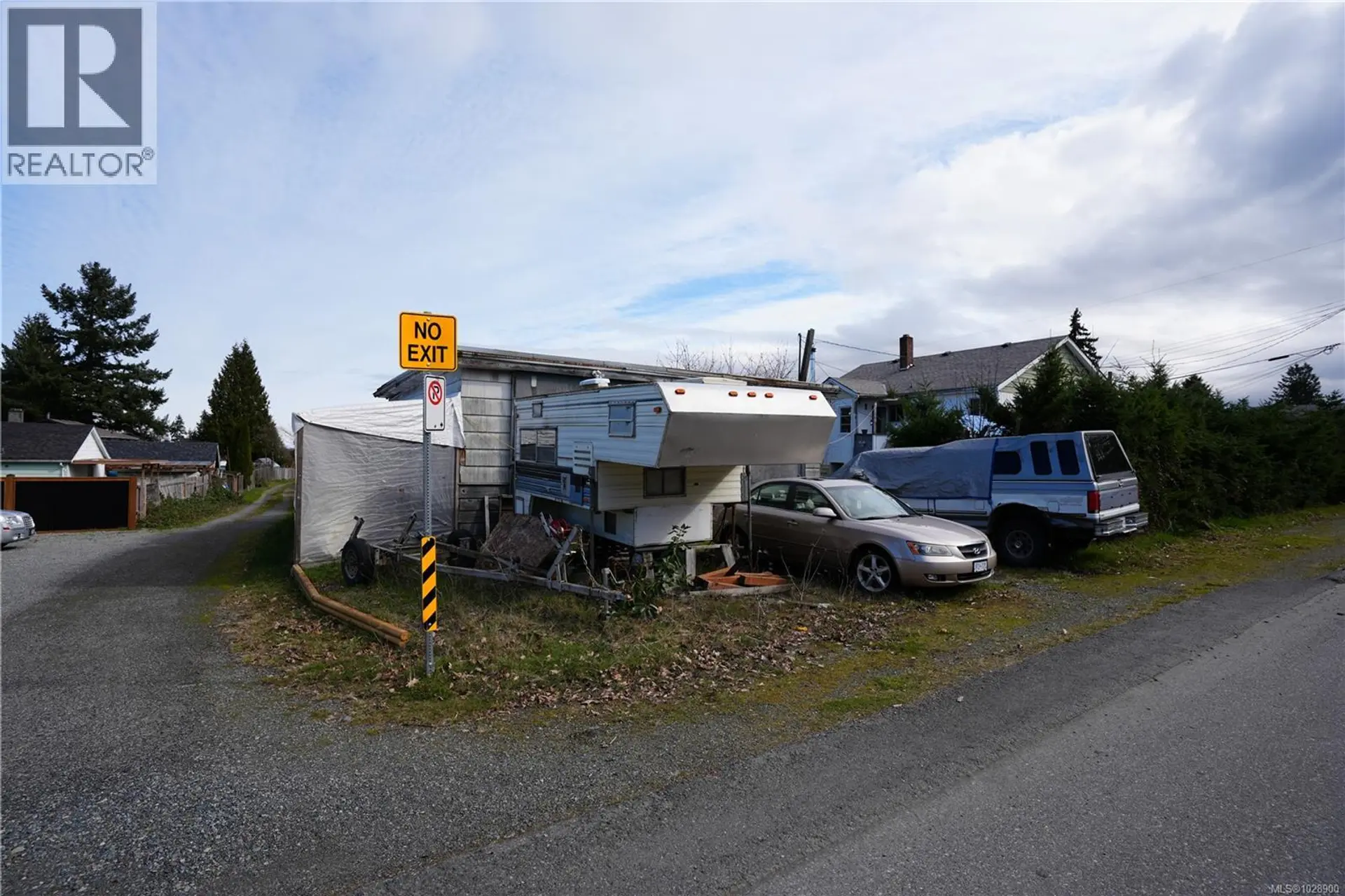1092 St. David Cres - Image 5