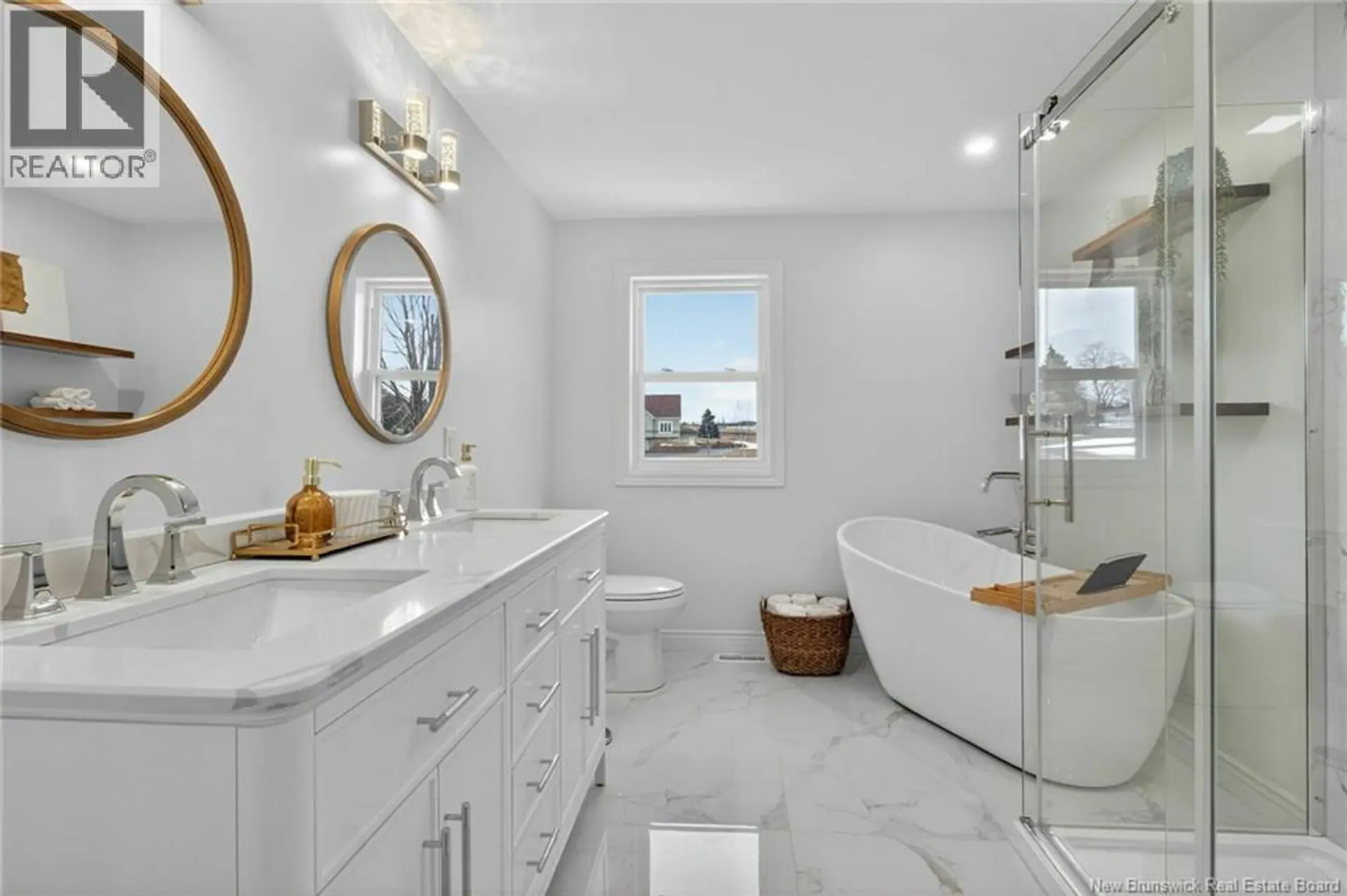 125 EVANGELINE STREET - Image 11