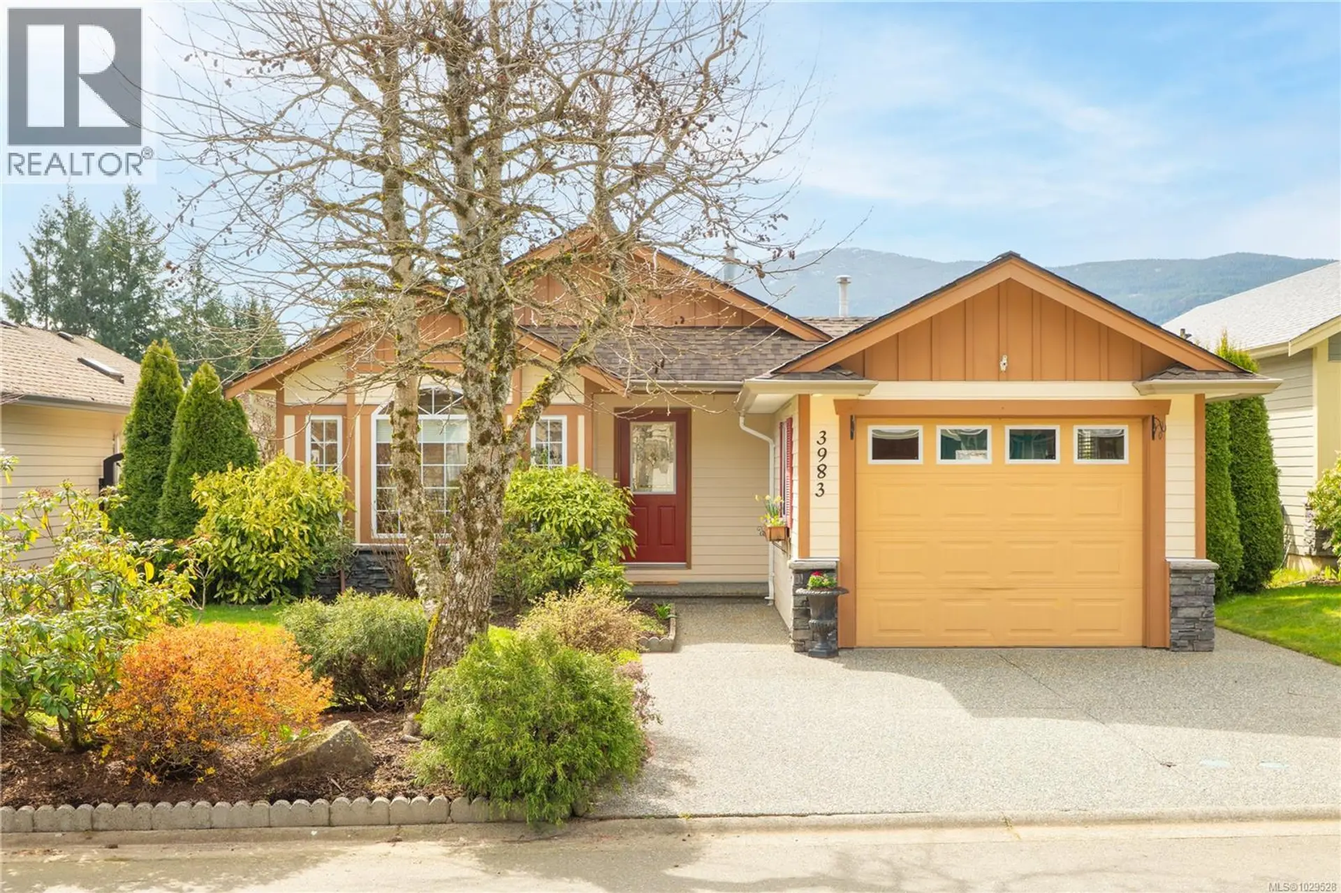 Property at 3983 Valewood Dr, Nanaimo, BC