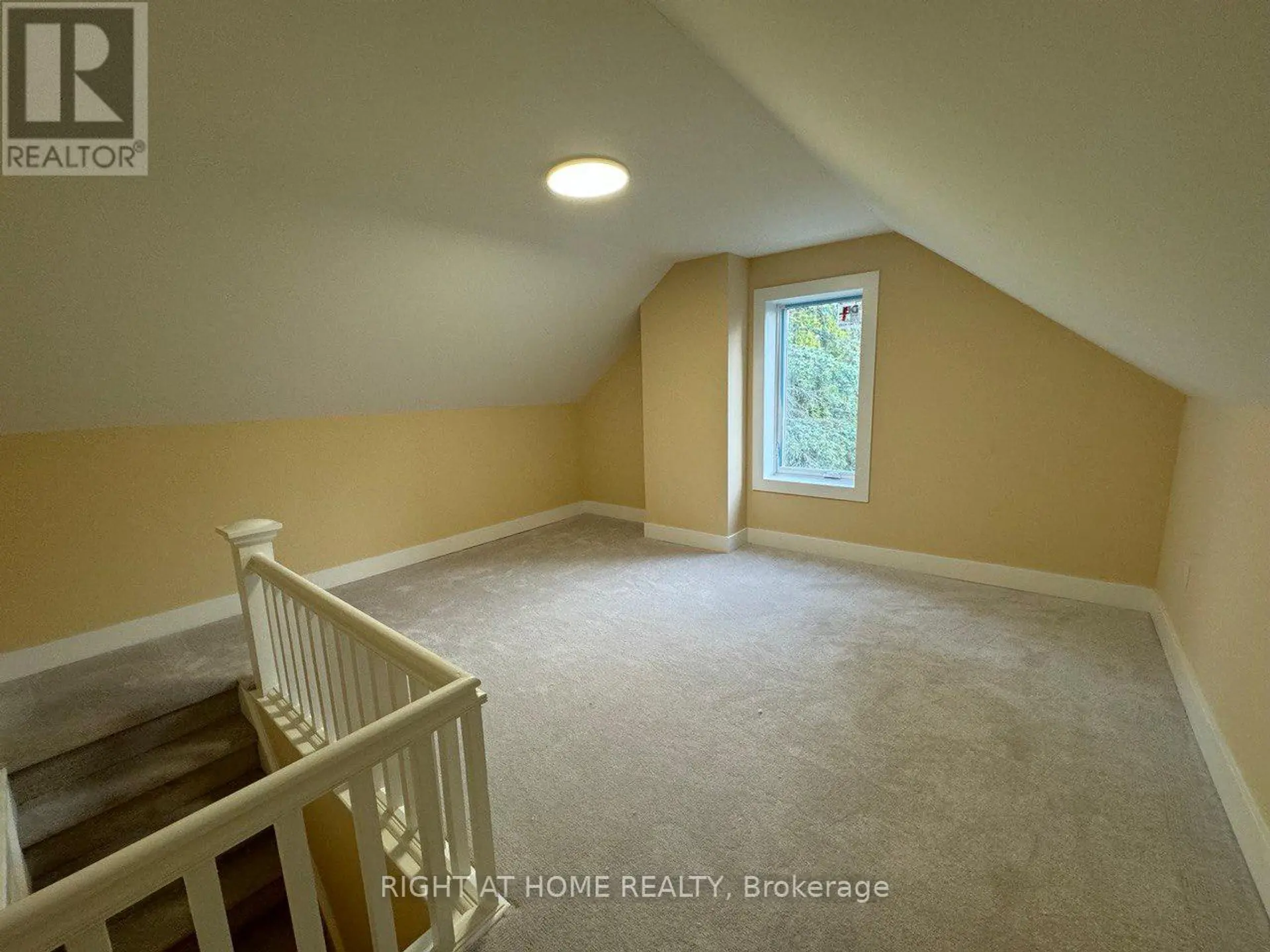 22 O'BRIEN STREET N - Image 11