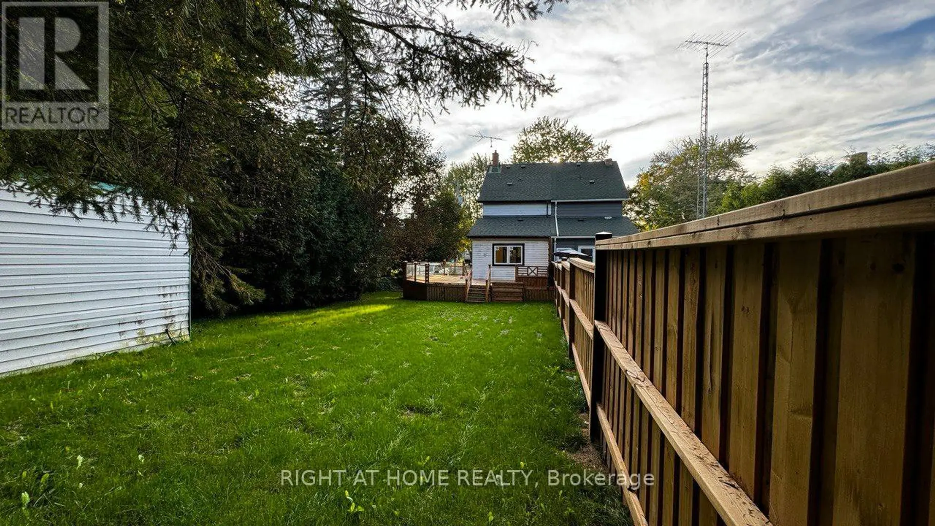 22 O'BRIEN STREET N - Image 15