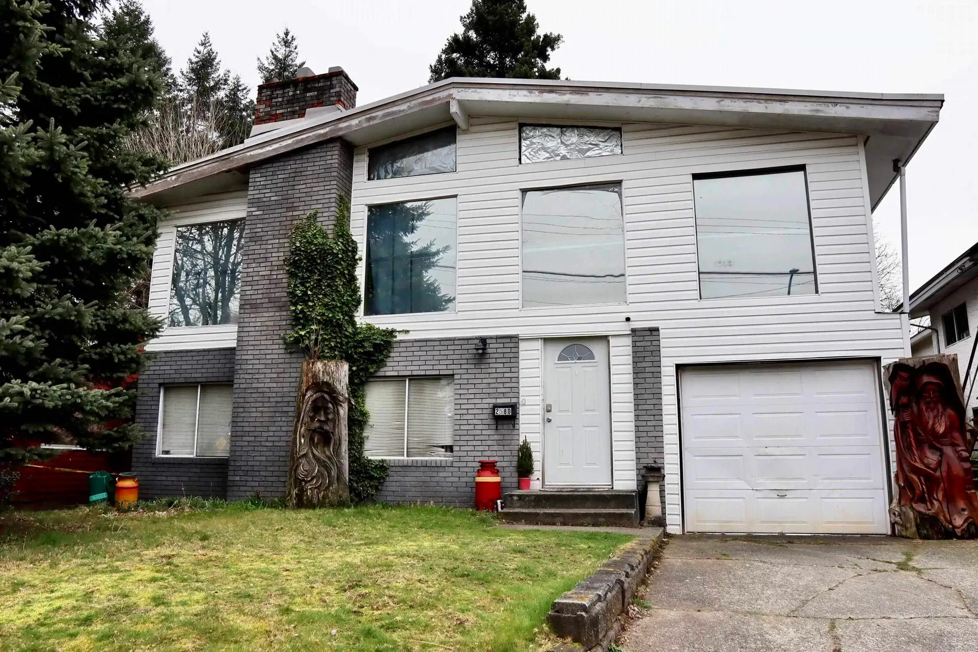 2580 Campbell Avenue - Image 2