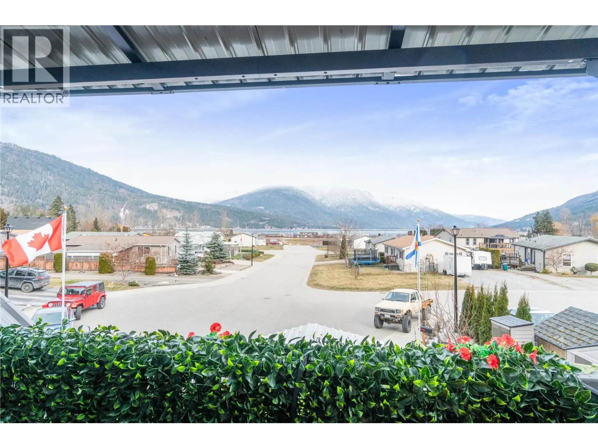 Property at 4540 72 Avenue NE, Canoe, BC