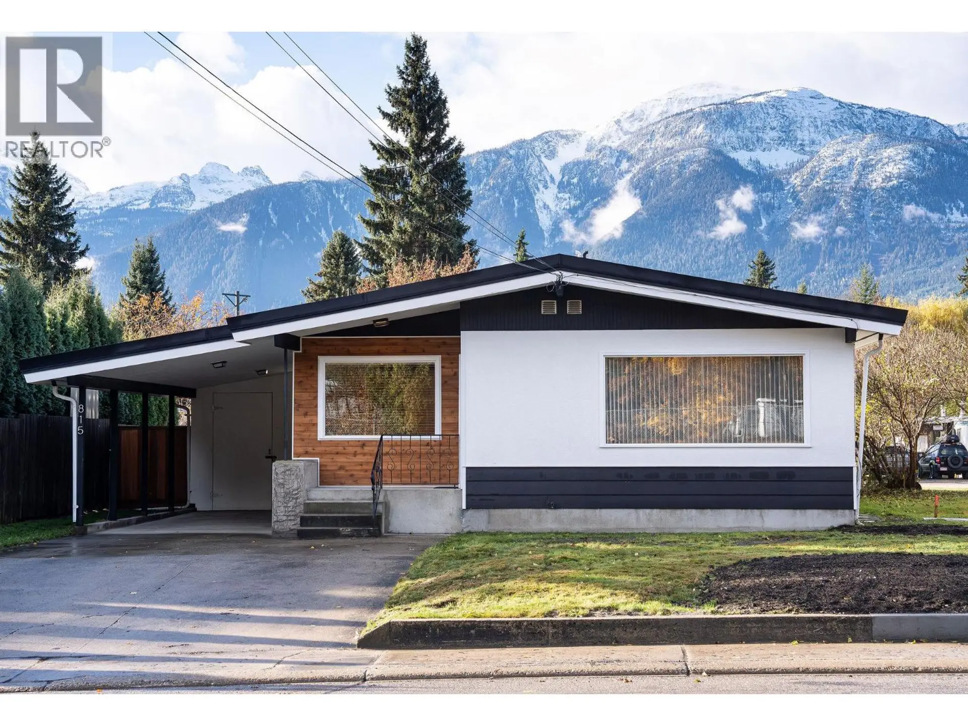Property at 815 Fourth Street E, Revelstoke, BC
