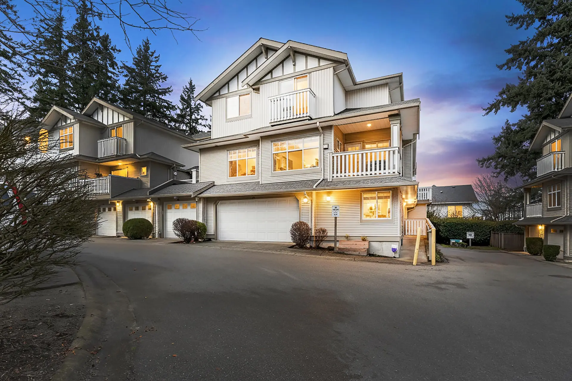 Property at #11 2733 Parkway Drive, Surrey, BC