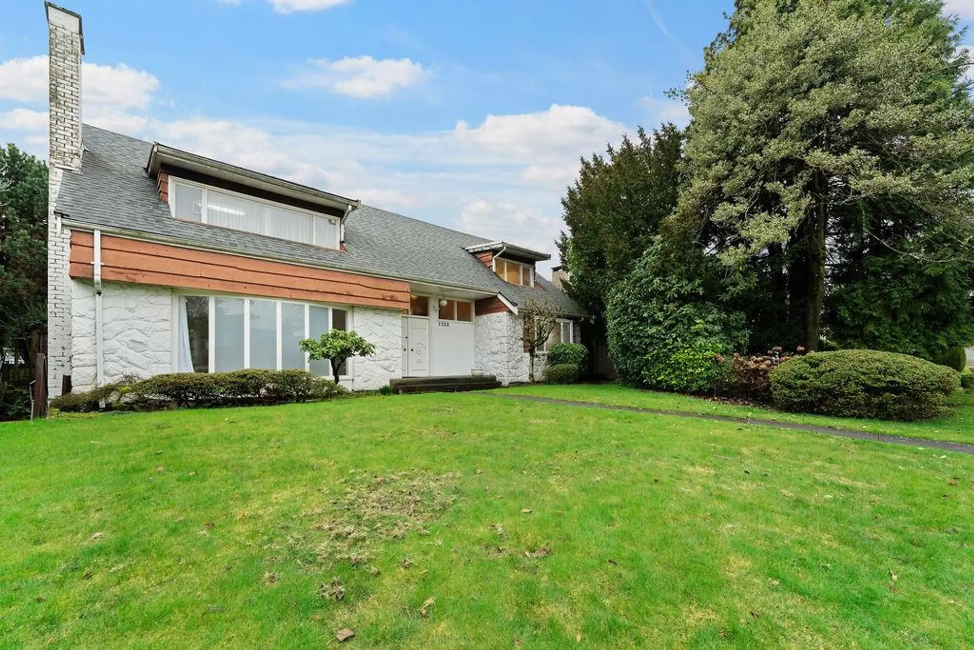 Property at 1042 W 48th Avenue, Vancouver, BC