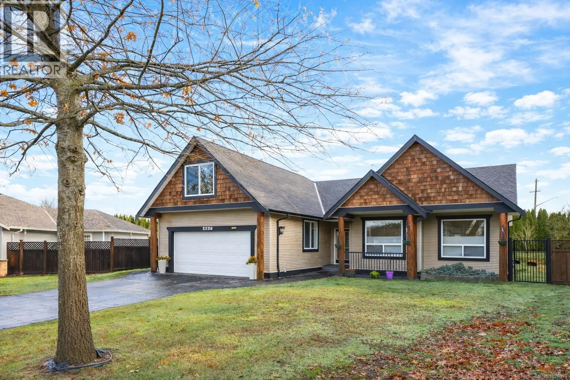 Property at 2228 Swallow Cres, Courtenay, BC