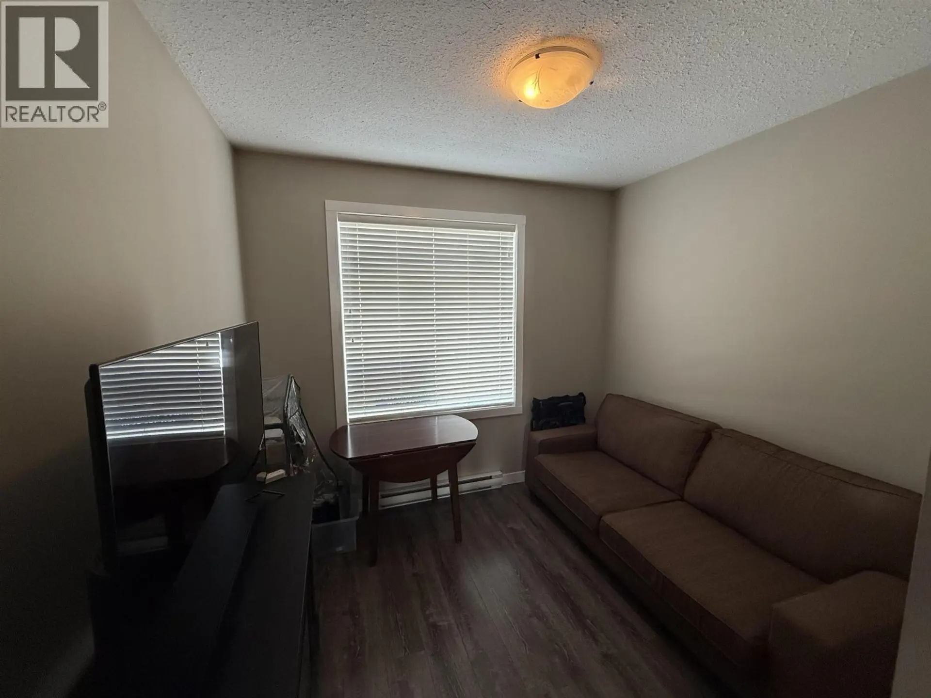 #25 9707 99 AVENUE - Image 9