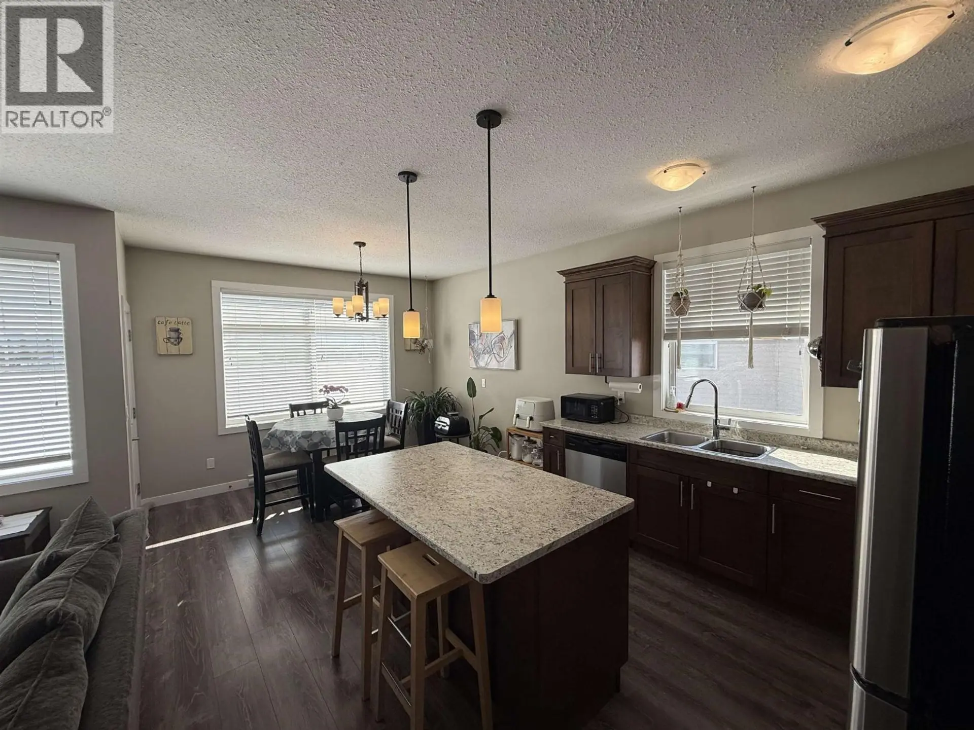#25 9707 99 AVENUE - Image 5