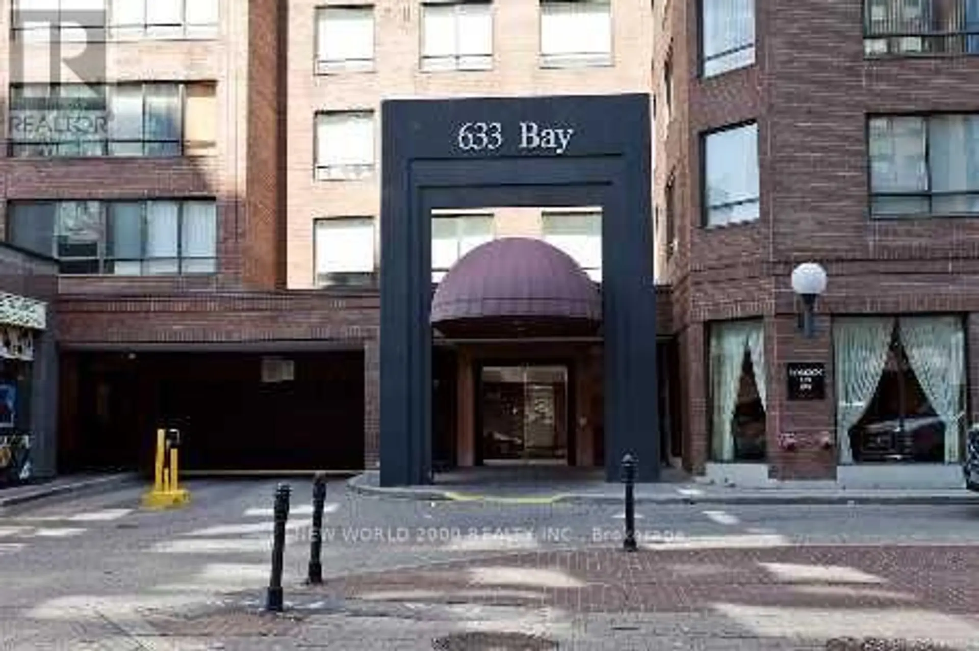 #PH09 633 BAY STREET - Image 1