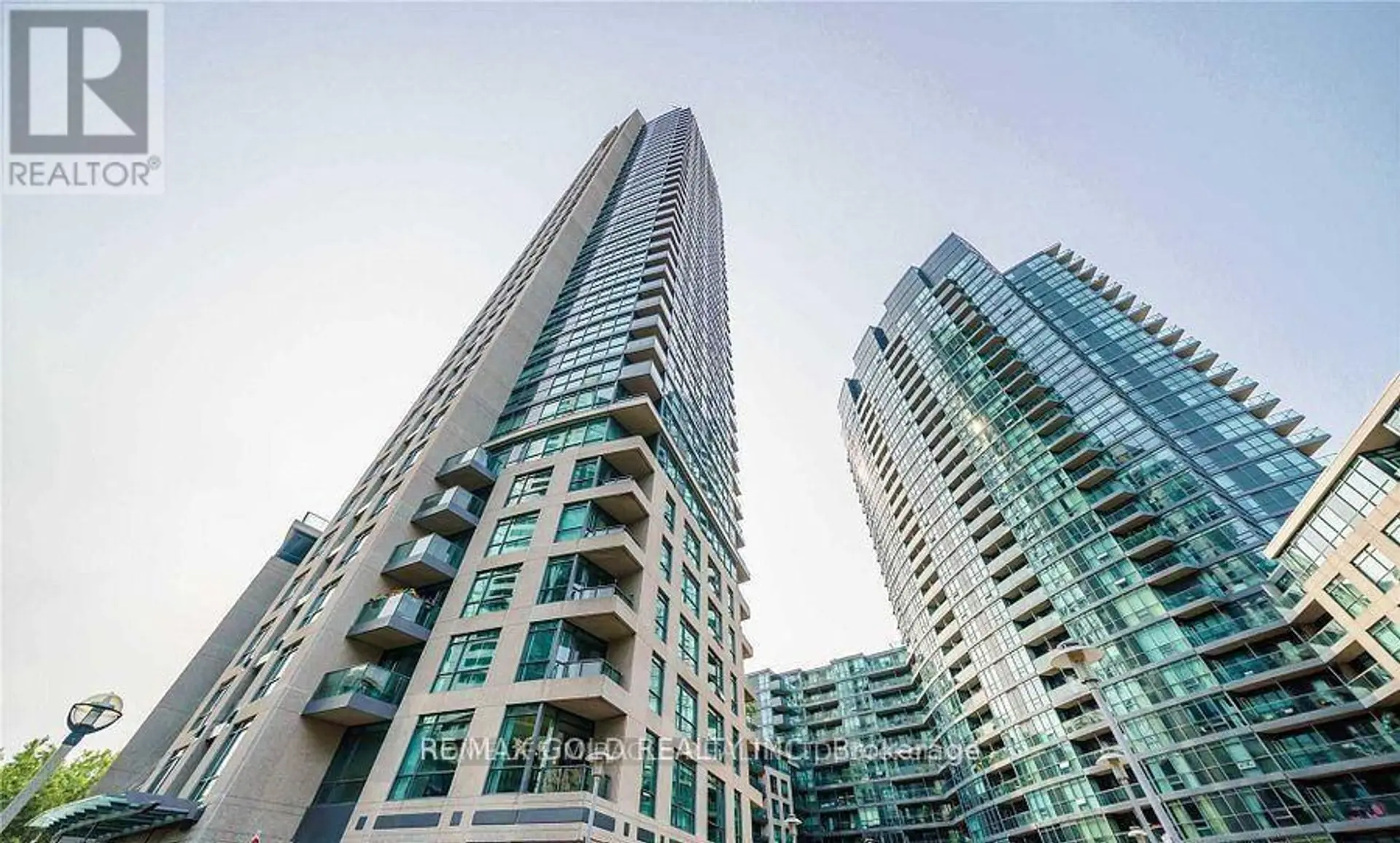 #1211 219 FORT YORK BOULEVARD - Image 3